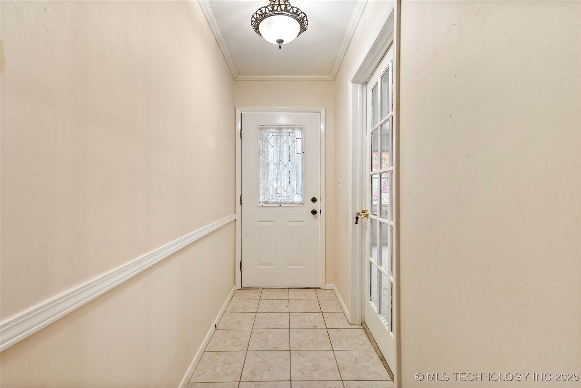 6946 E 20th Place