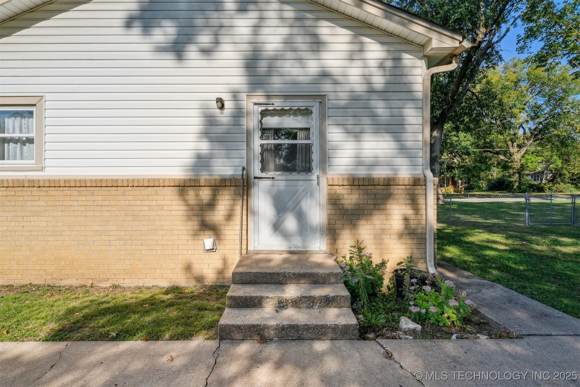 422 N Foreman Street