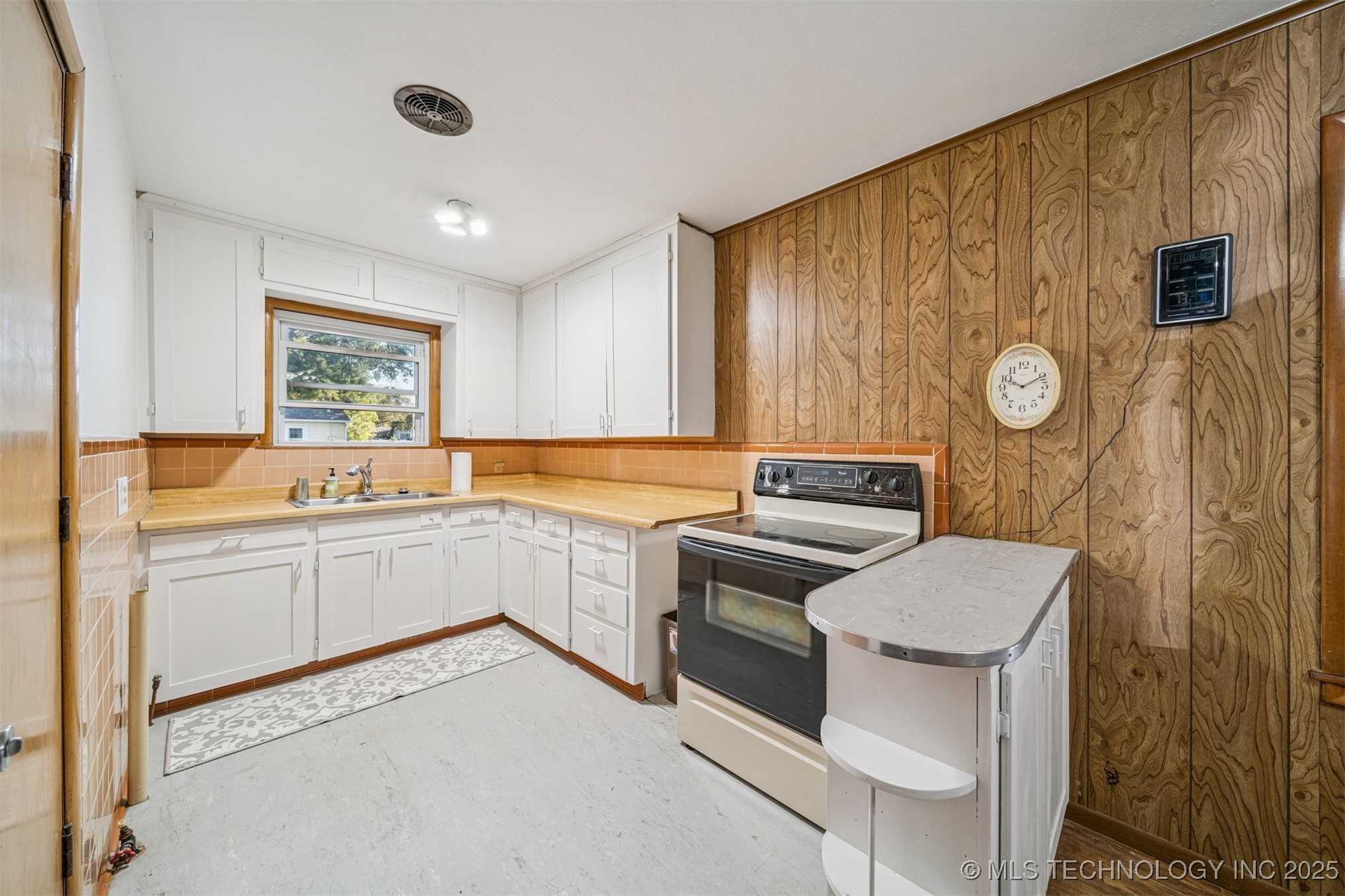 422 N Foreman Street