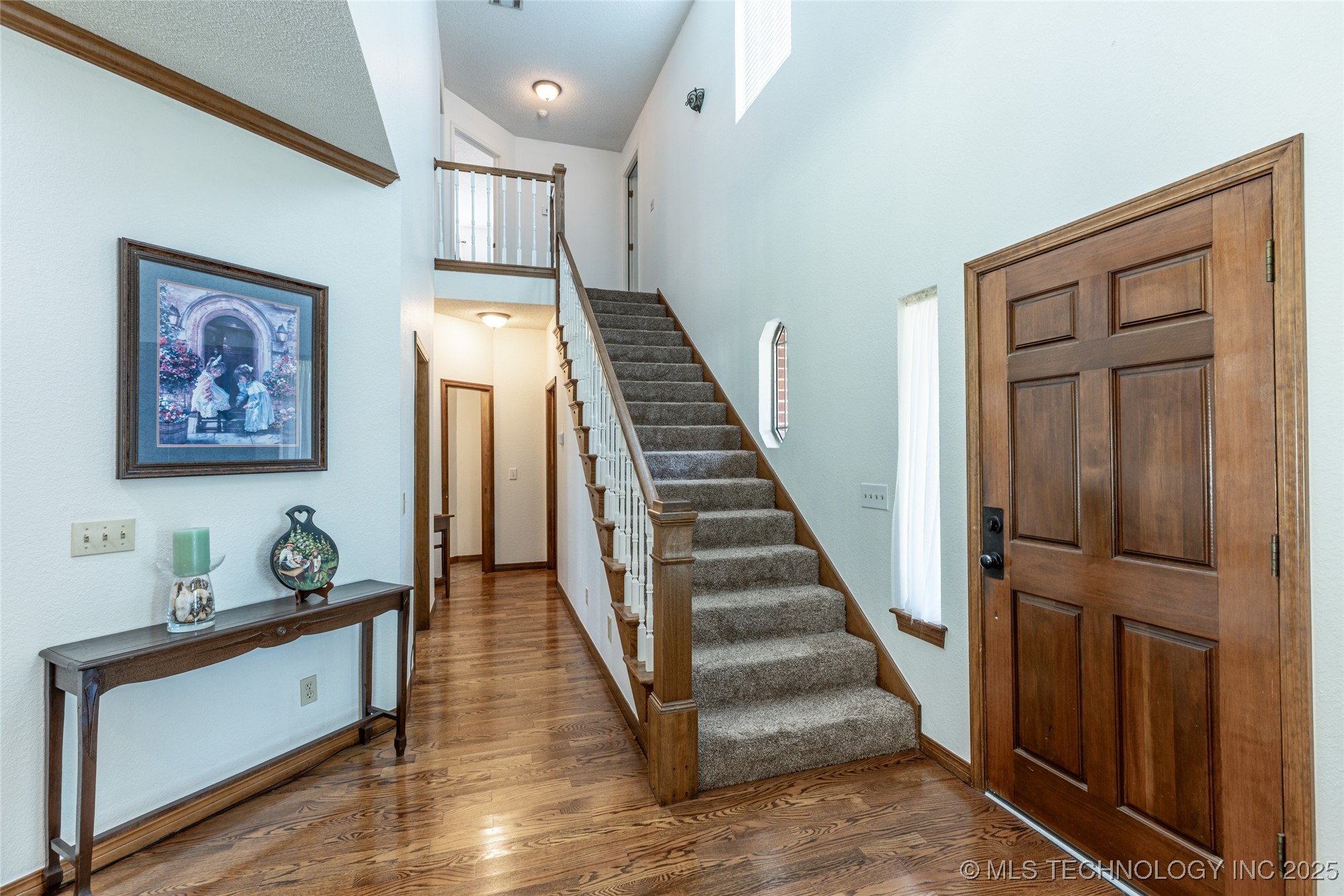 501 W 35th Place