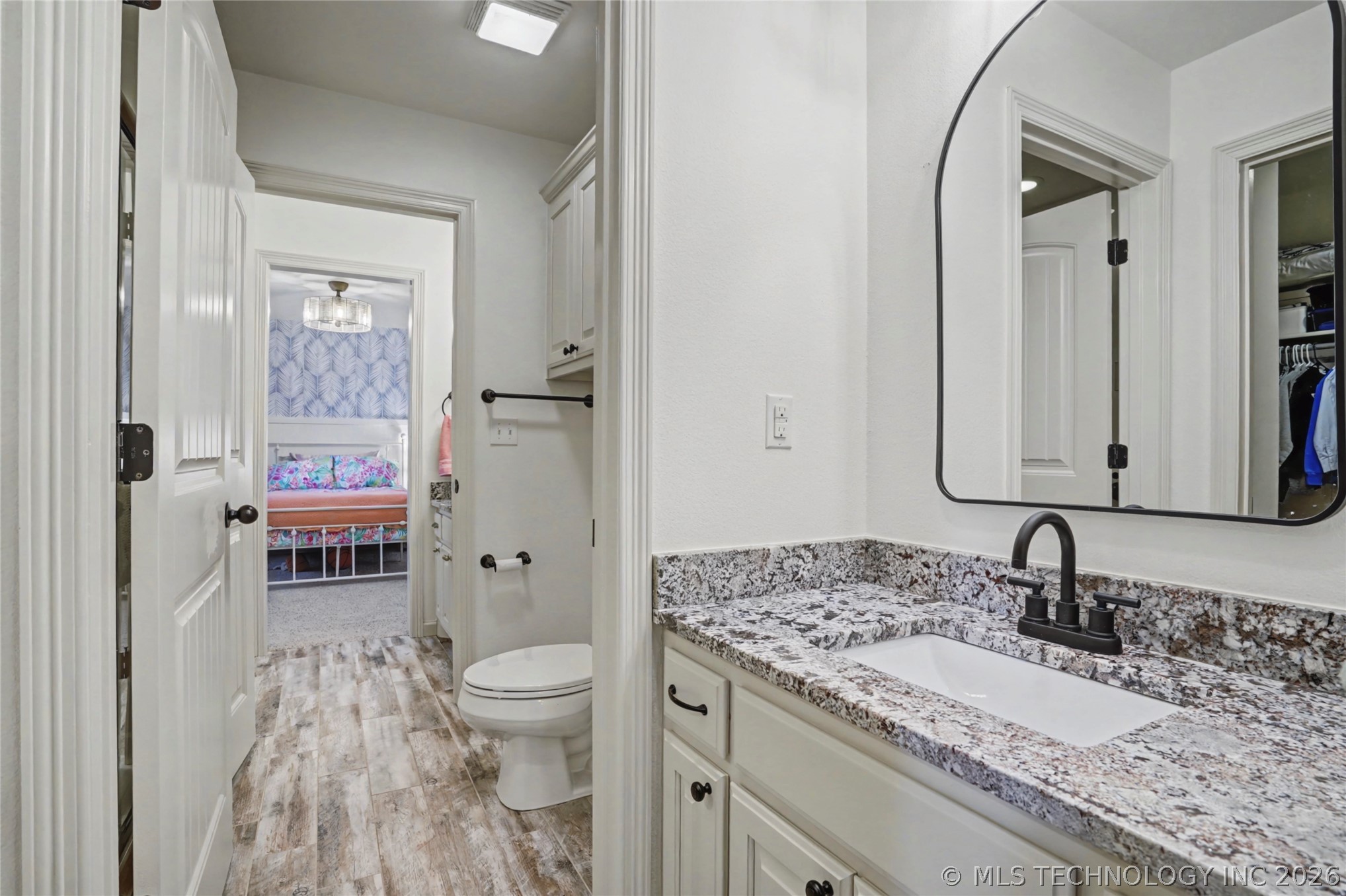 305 E Decatur Street