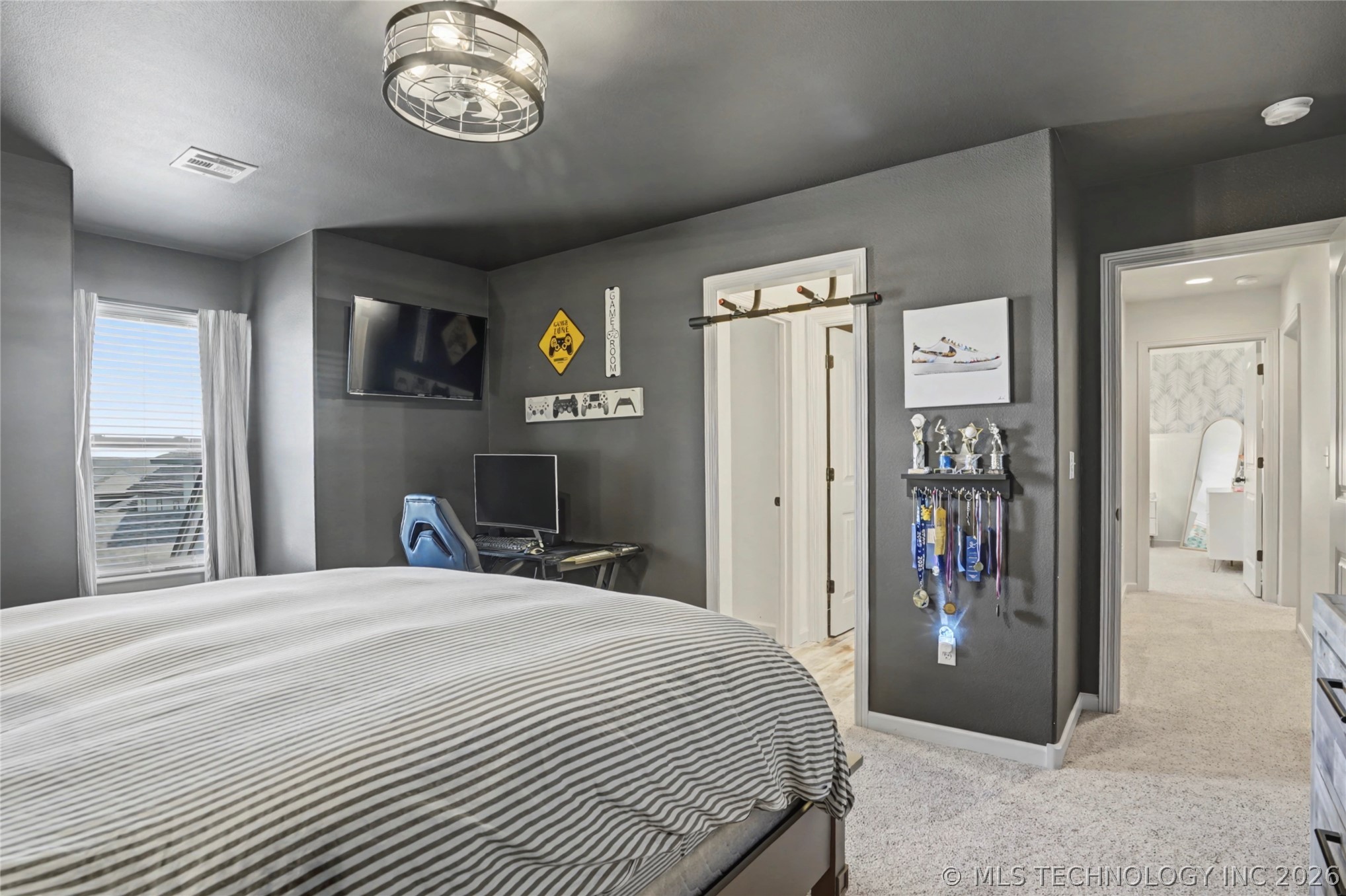 305 E Decatur Street