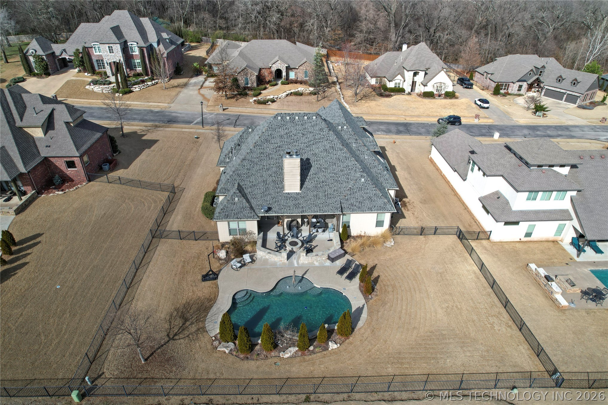 305 E Decatur Street