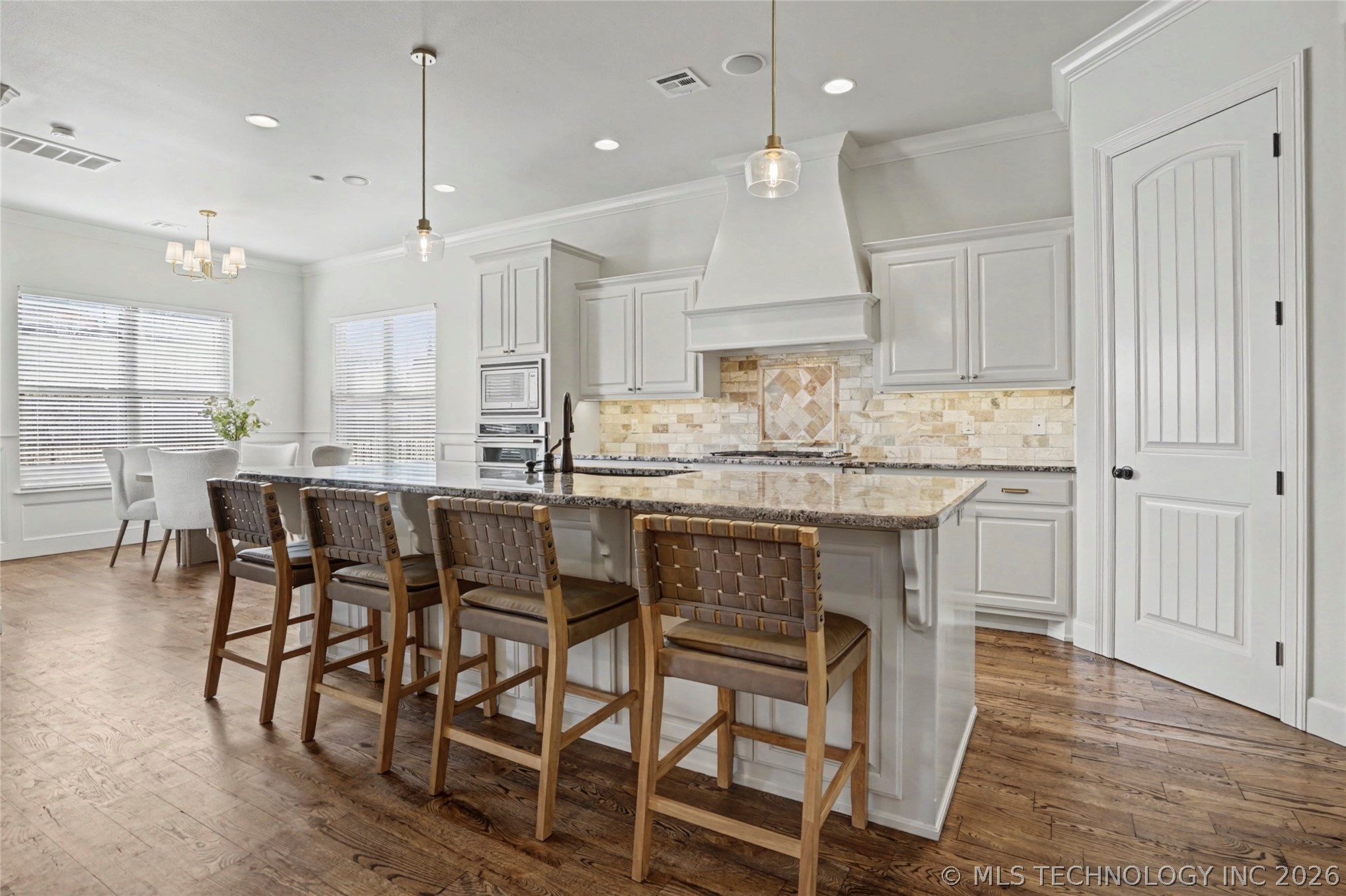 305 E Decatur Street