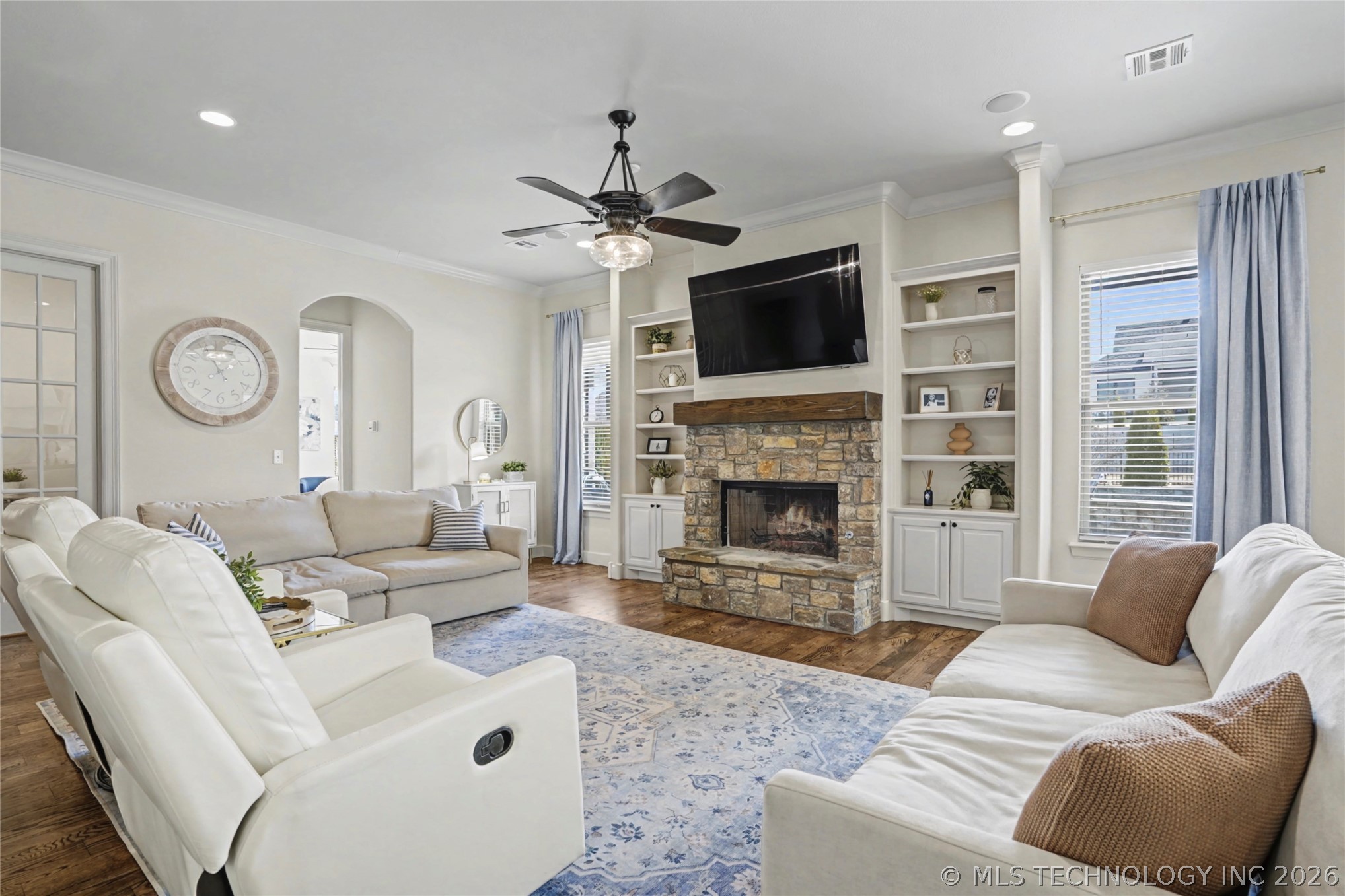305 E Decatur Street
