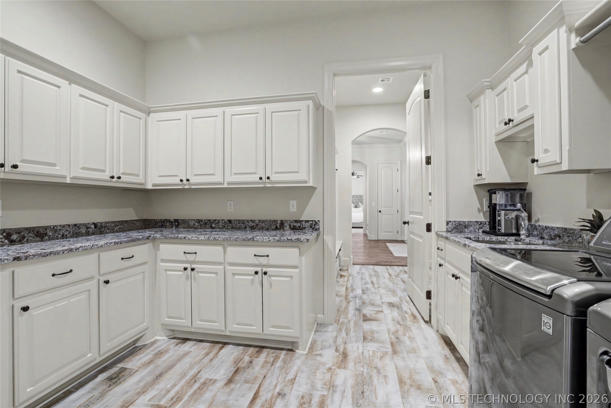 305 E Decatur Street