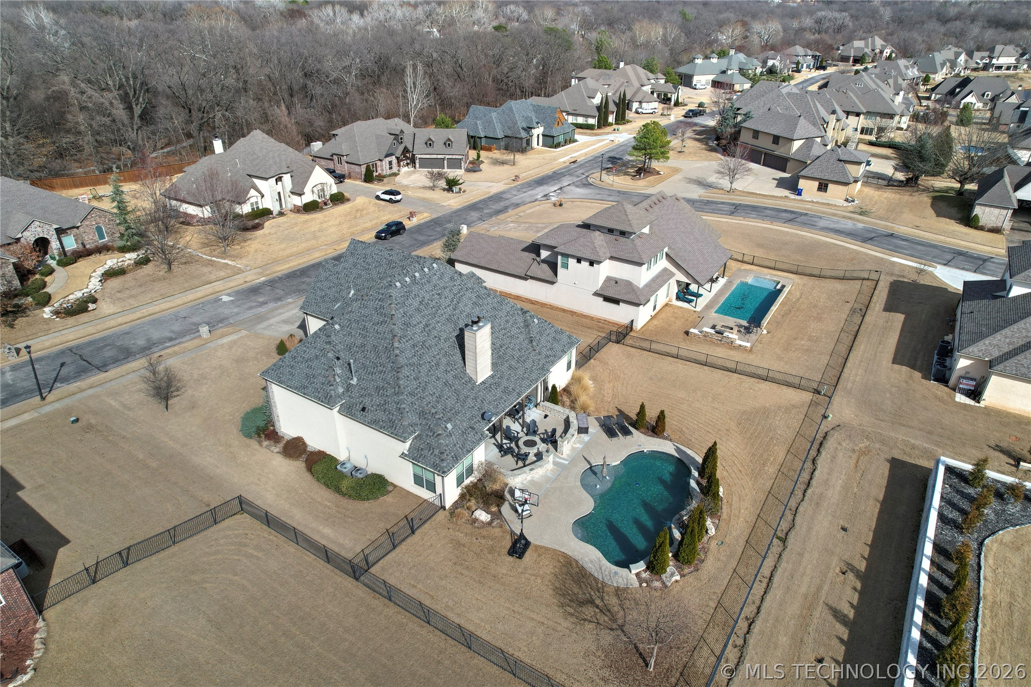 305 E Decatur Street