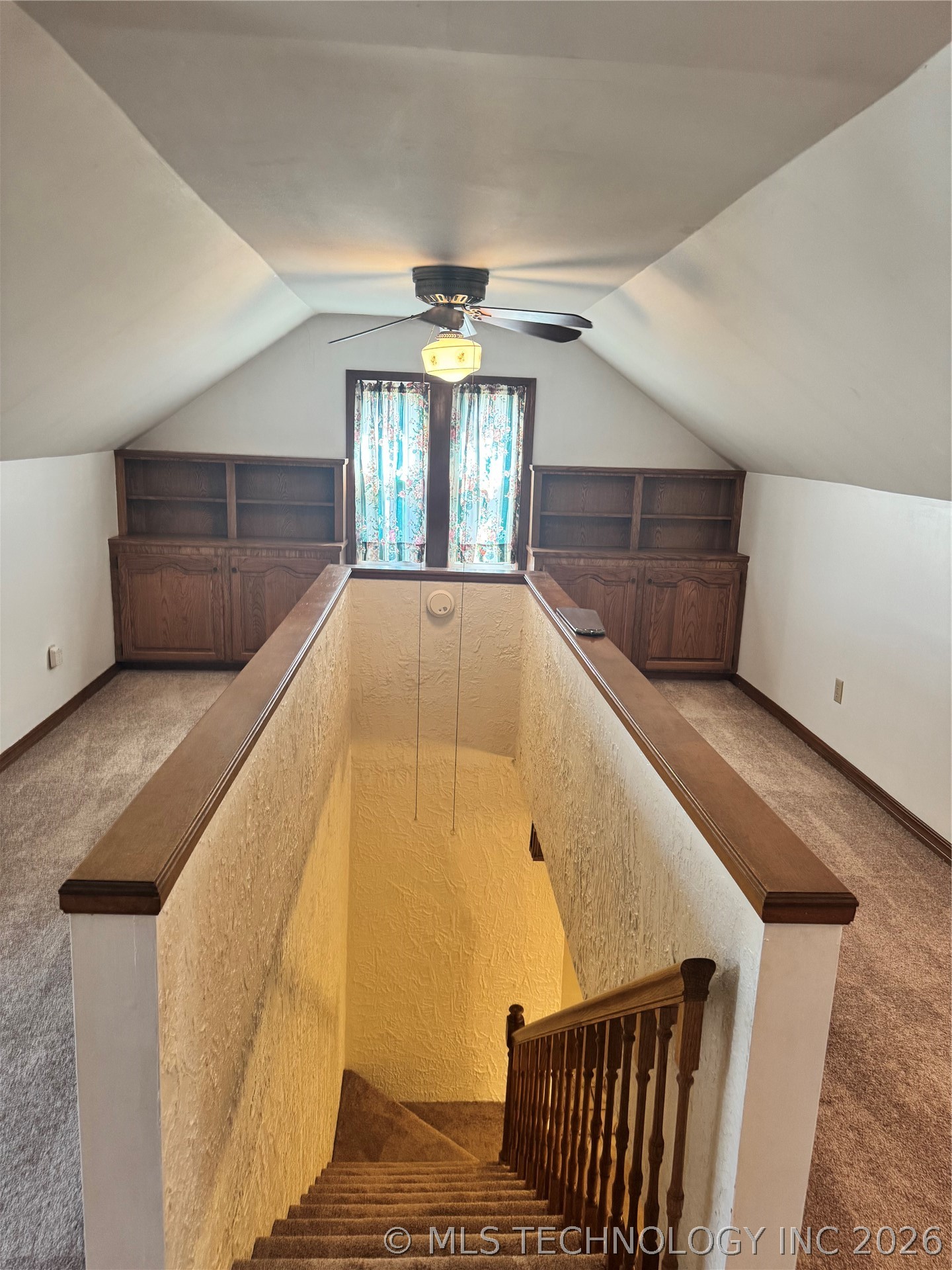 3523 E Admiral Court