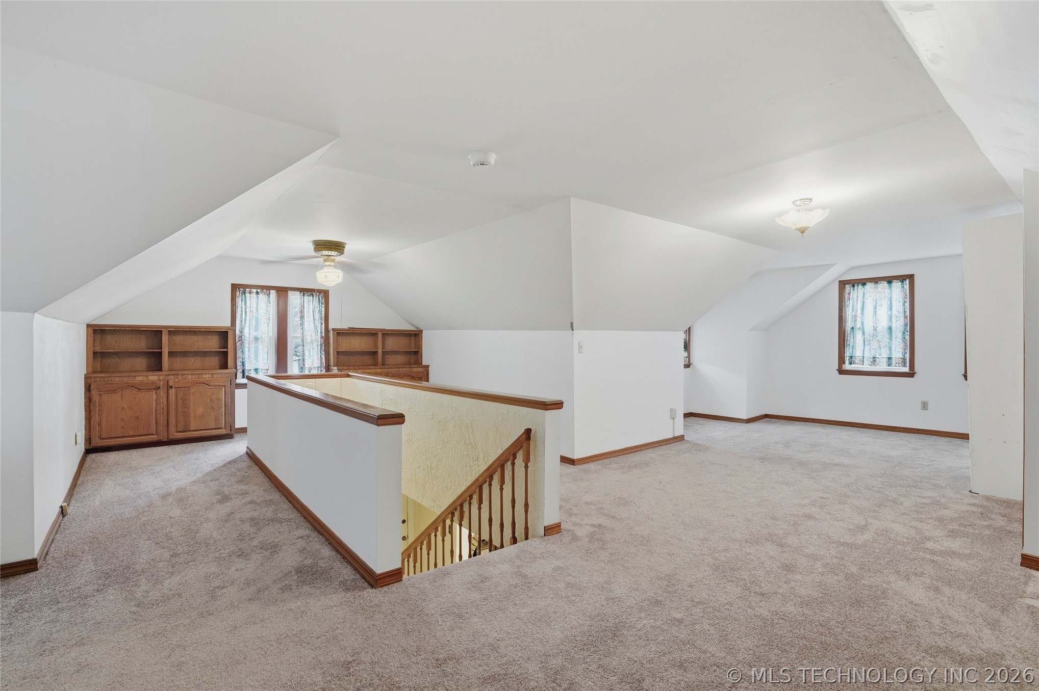 3523 E Admiral Court