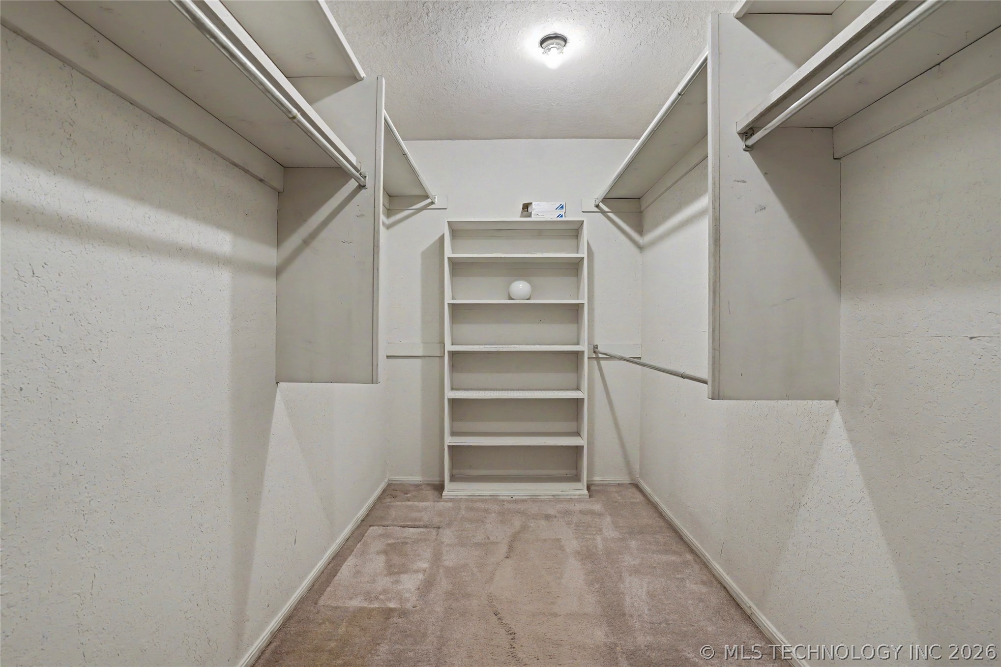 5706 S Columbia Place