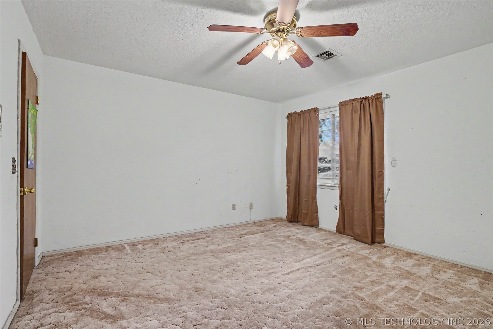 5706 S Columbia Place