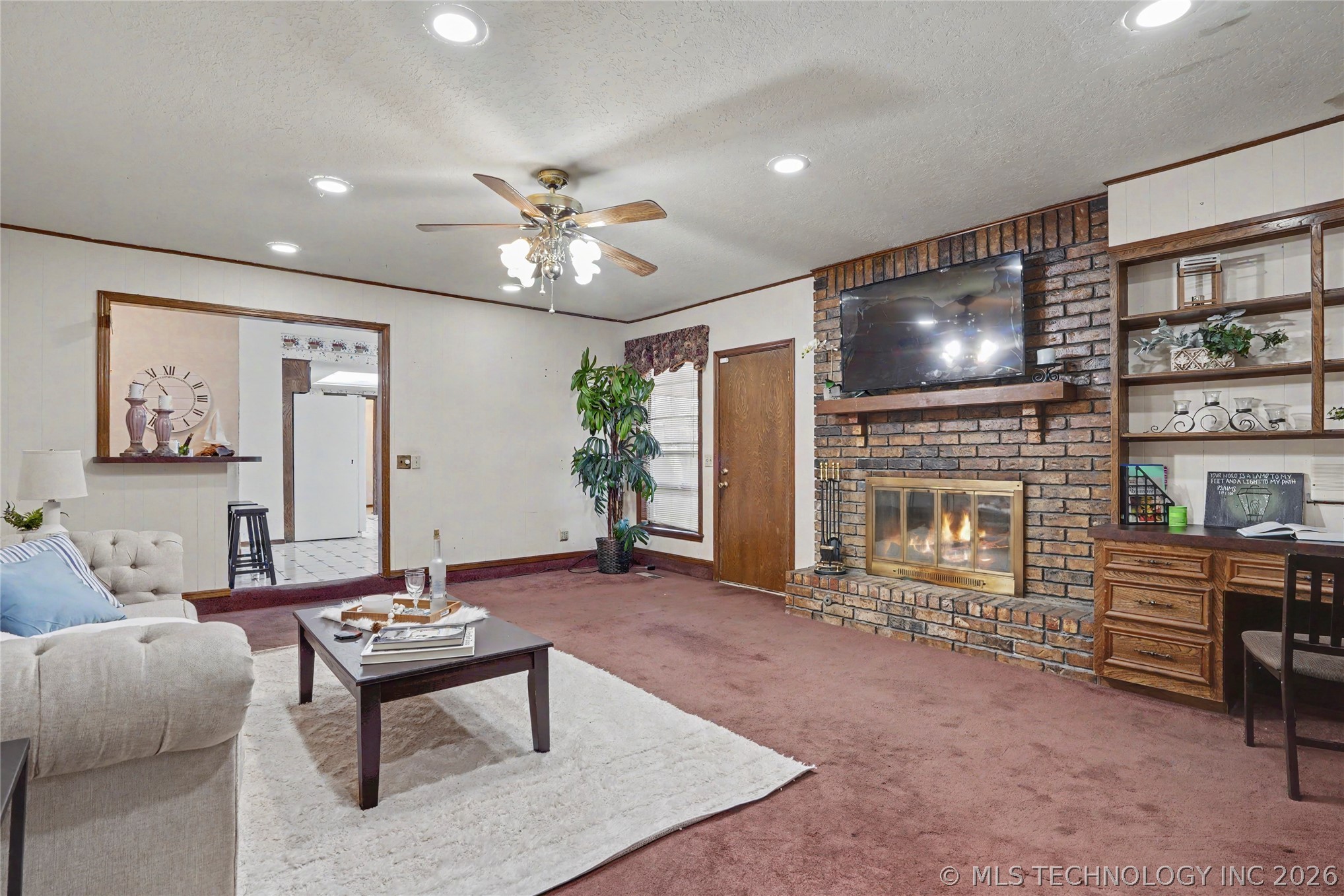 5706 S Columbia Place