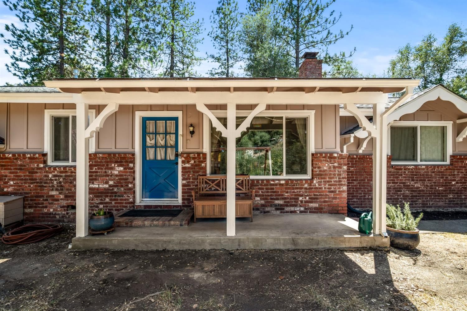 5761 Forest Lake Road