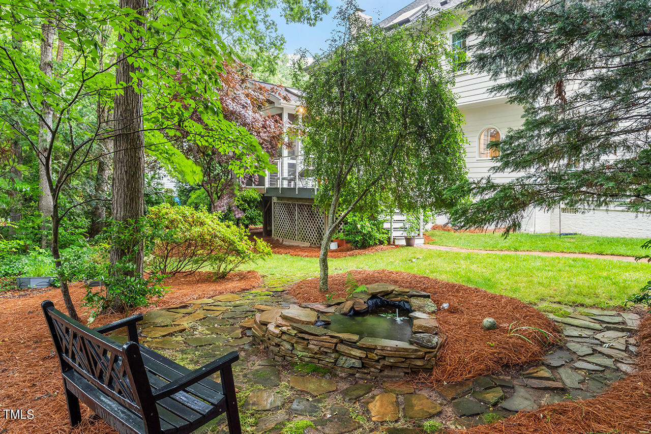 105 Nimbus Court