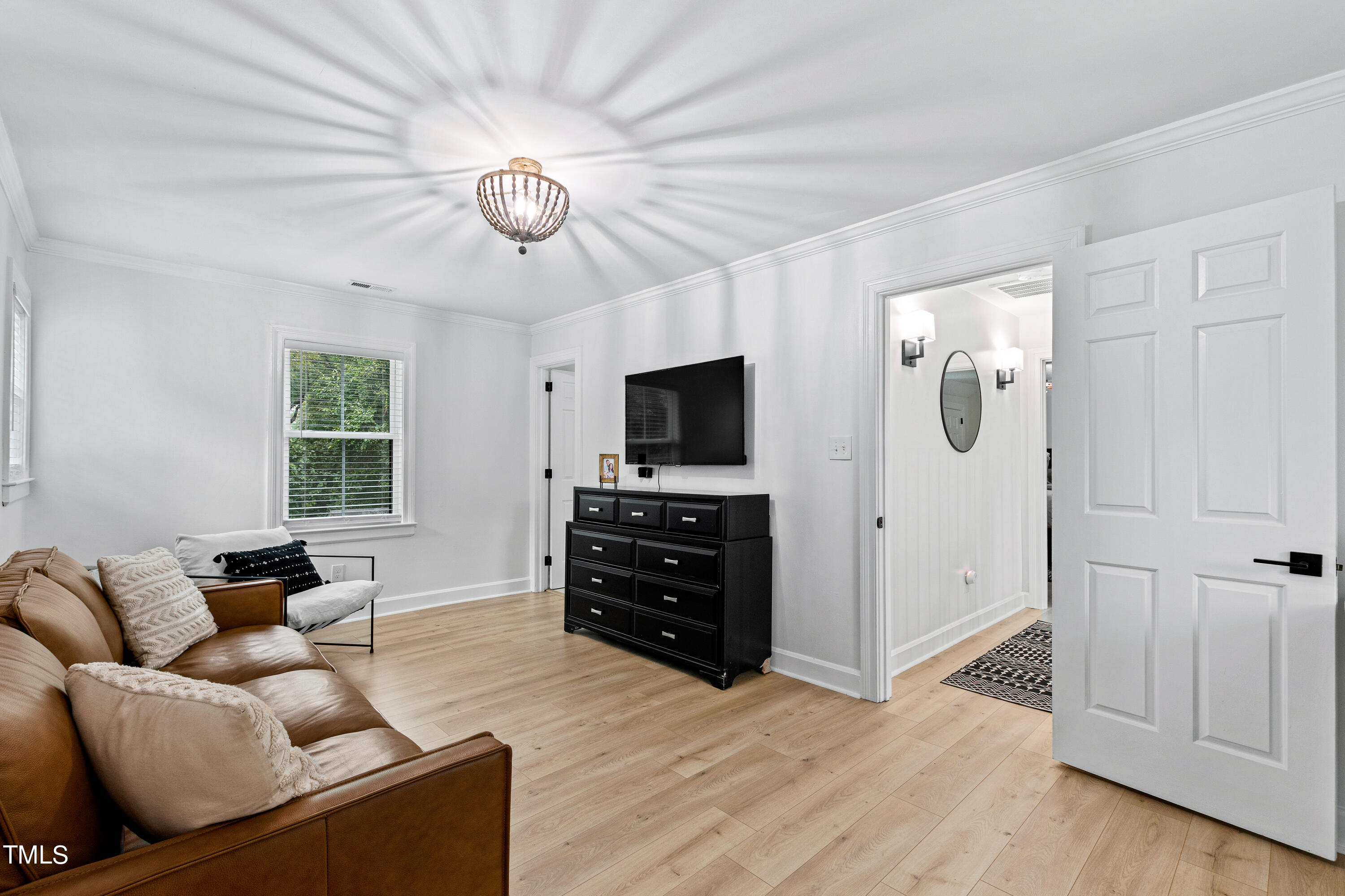 2105 Port Royal Road