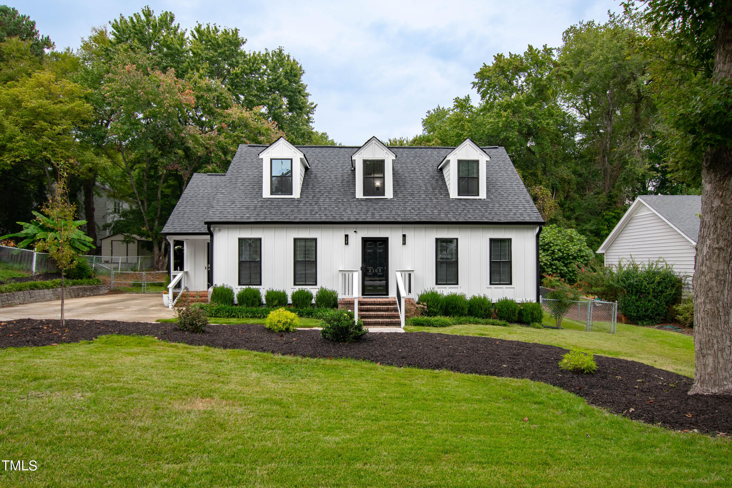 2105 Port Royal Road