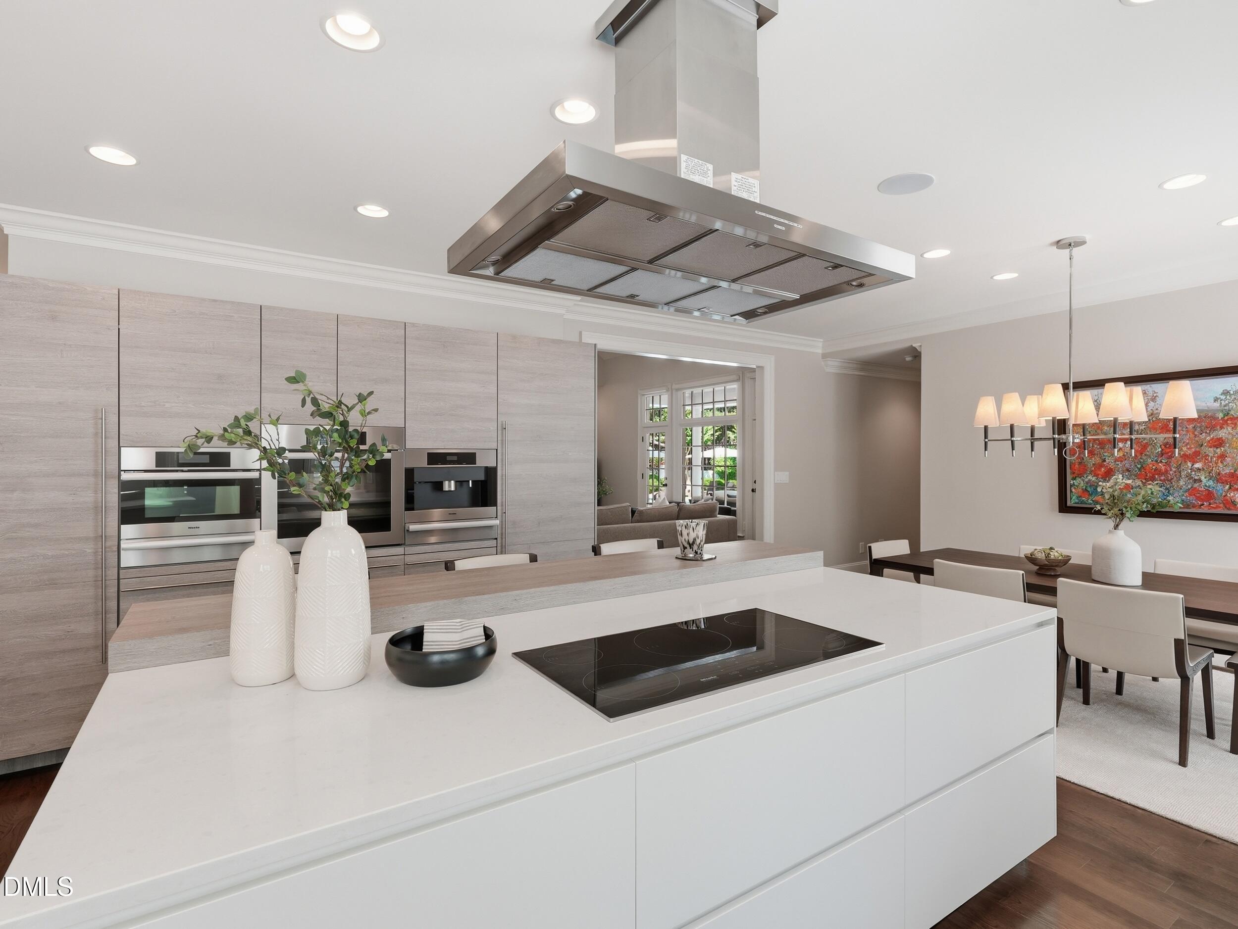 105 Bronzewood Court
