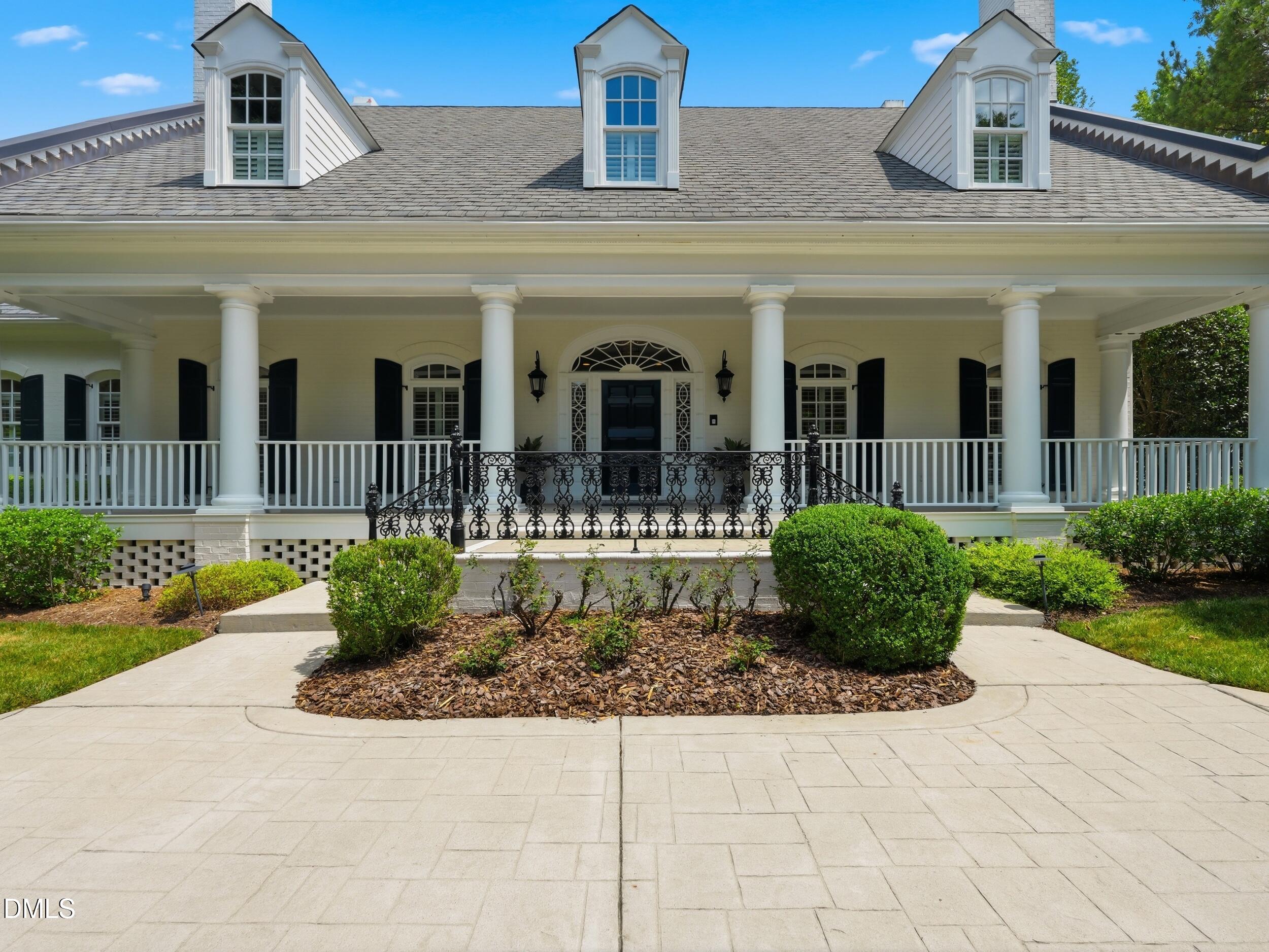 105 Bronzewood Court