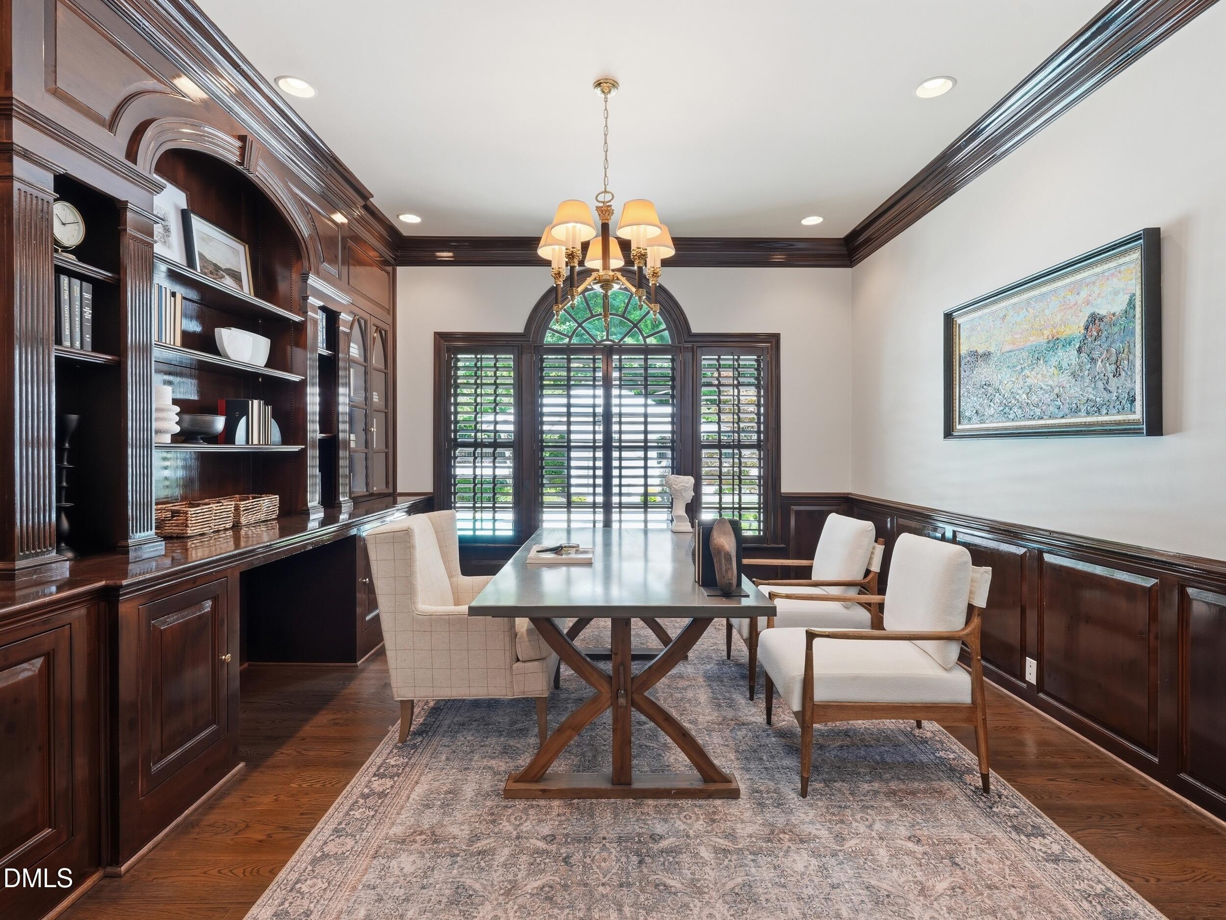 105 Bronzewood Court