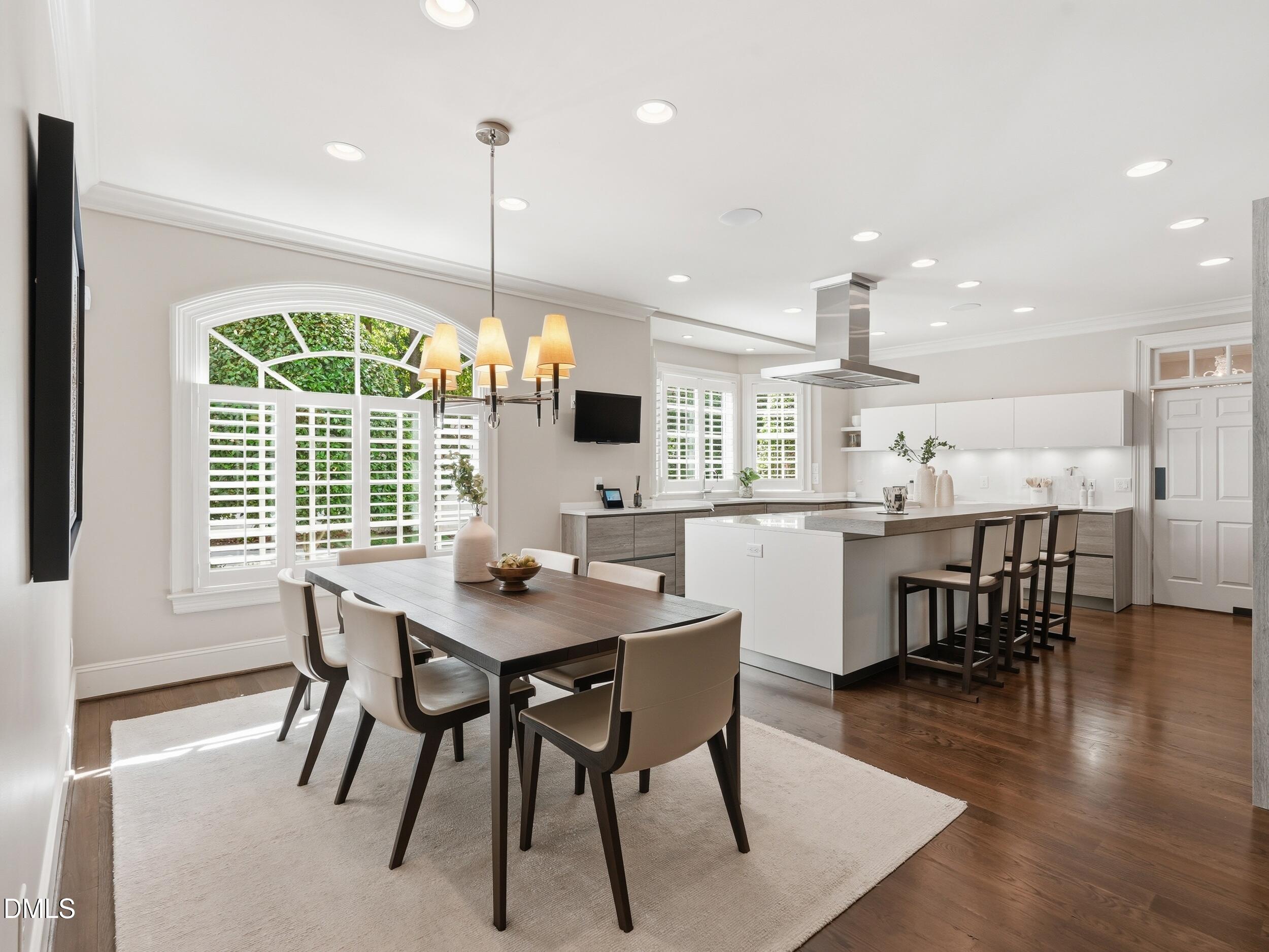 105 Bronzewood Court