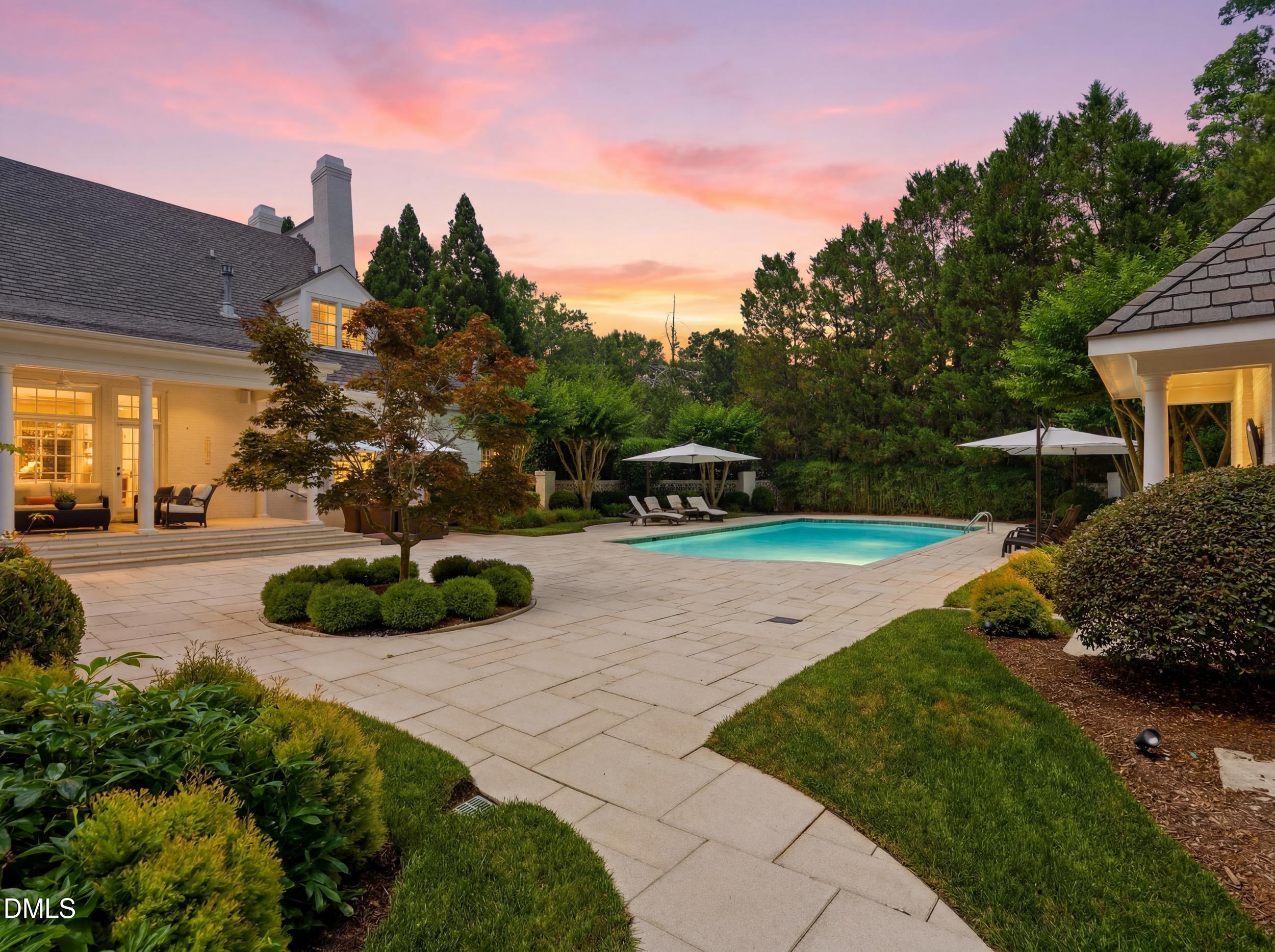 105 Bronzewood Court
