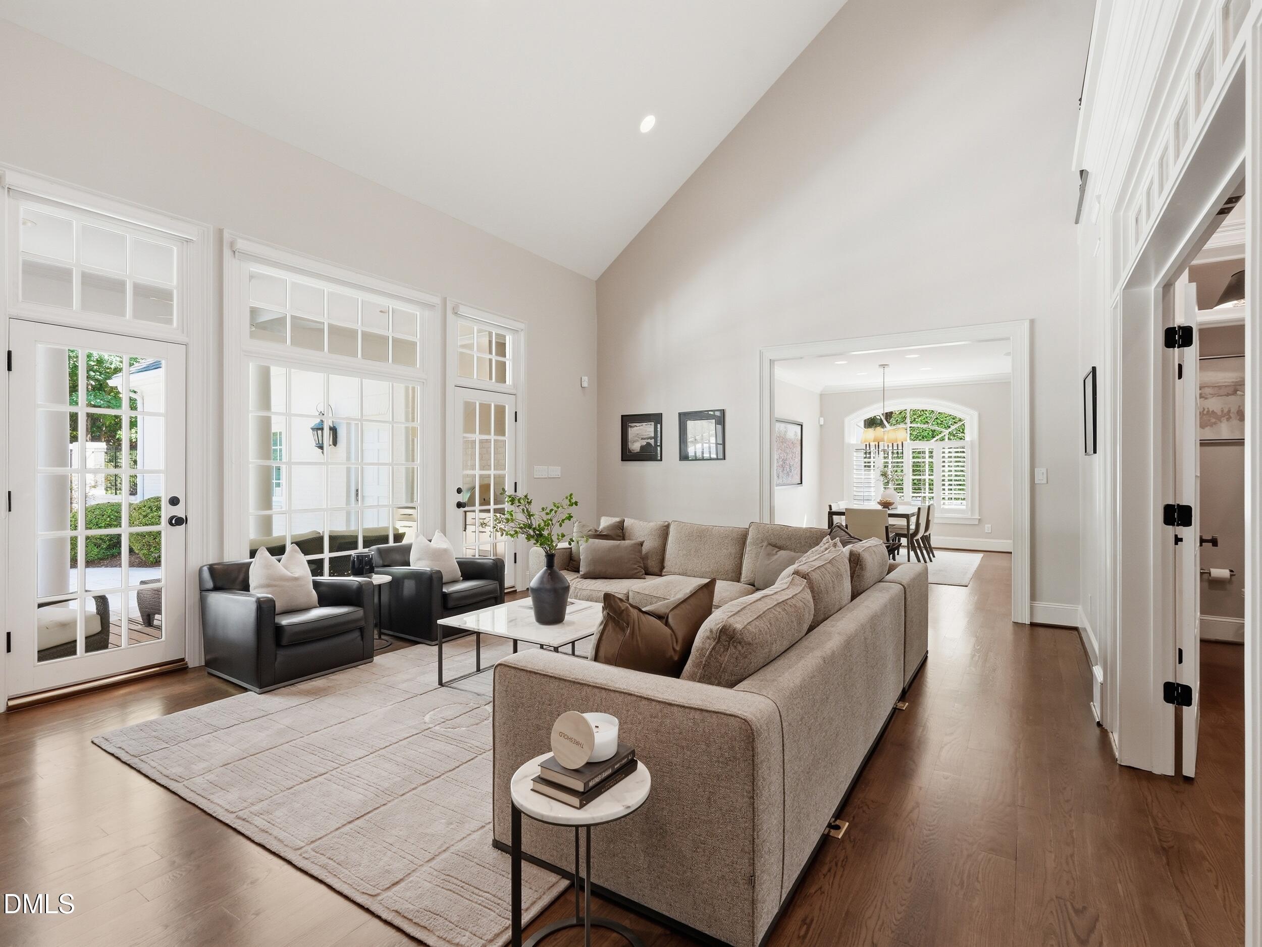 105 Bronzewood Court