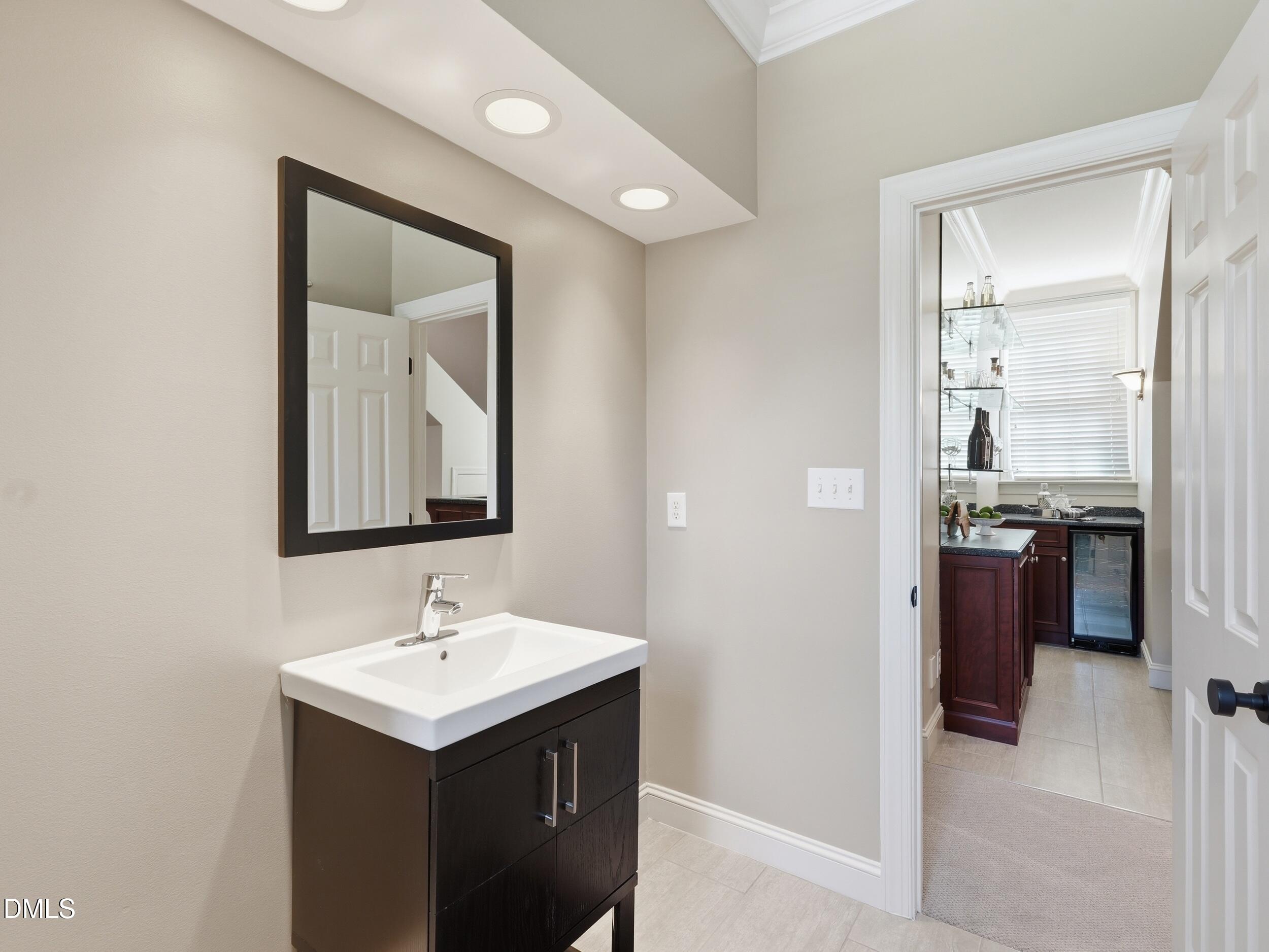 105 Bronzewood Court