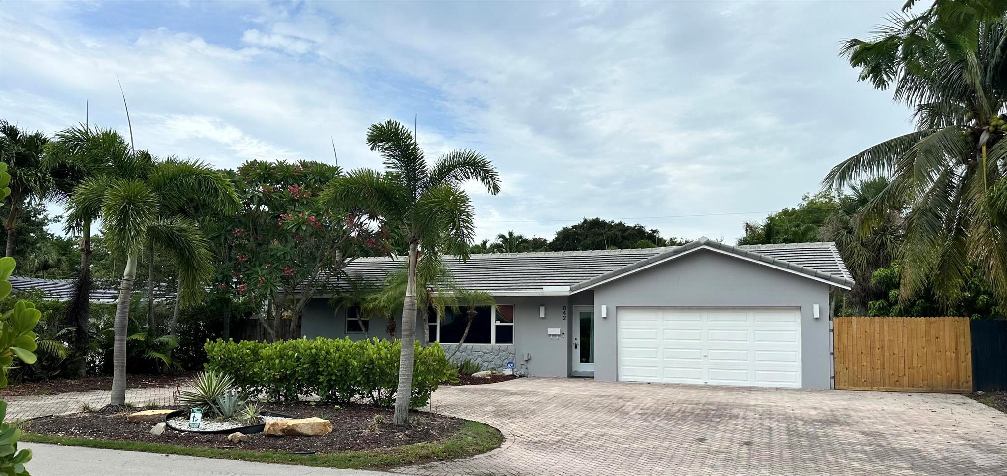 842 NW 6th Terrace