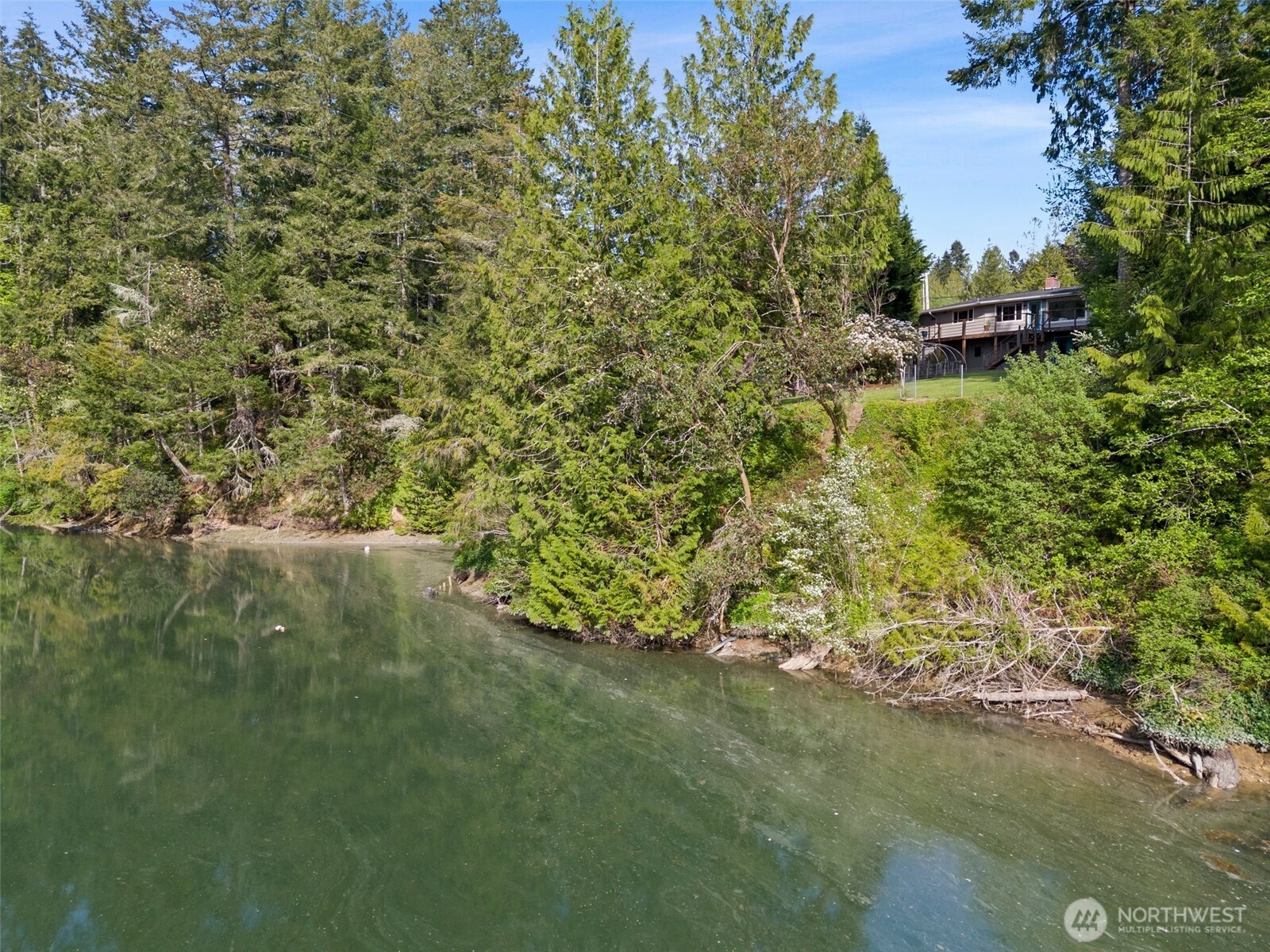 6949 Kellogg Drive NE