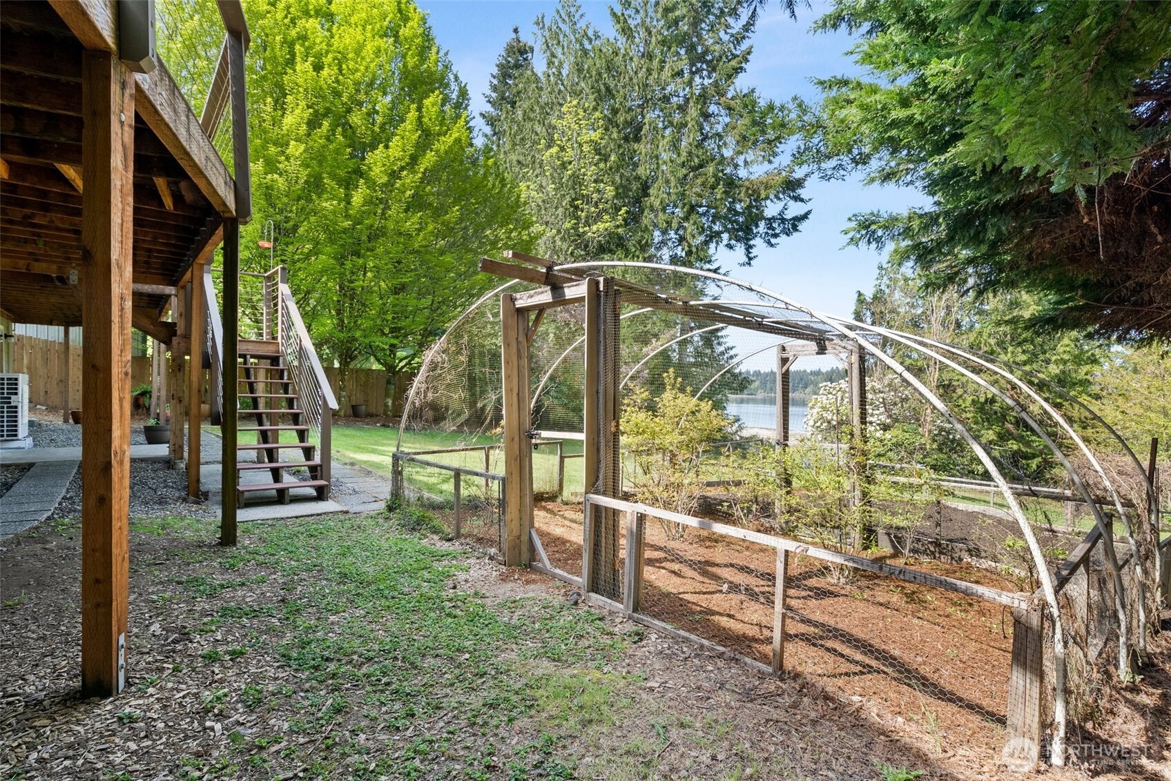 6949 Kellogg Drive NE