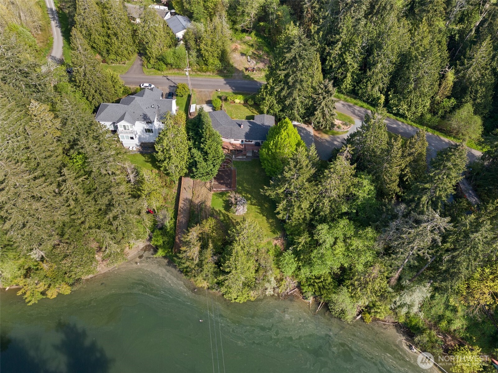 6949 Kellogg Drive NE