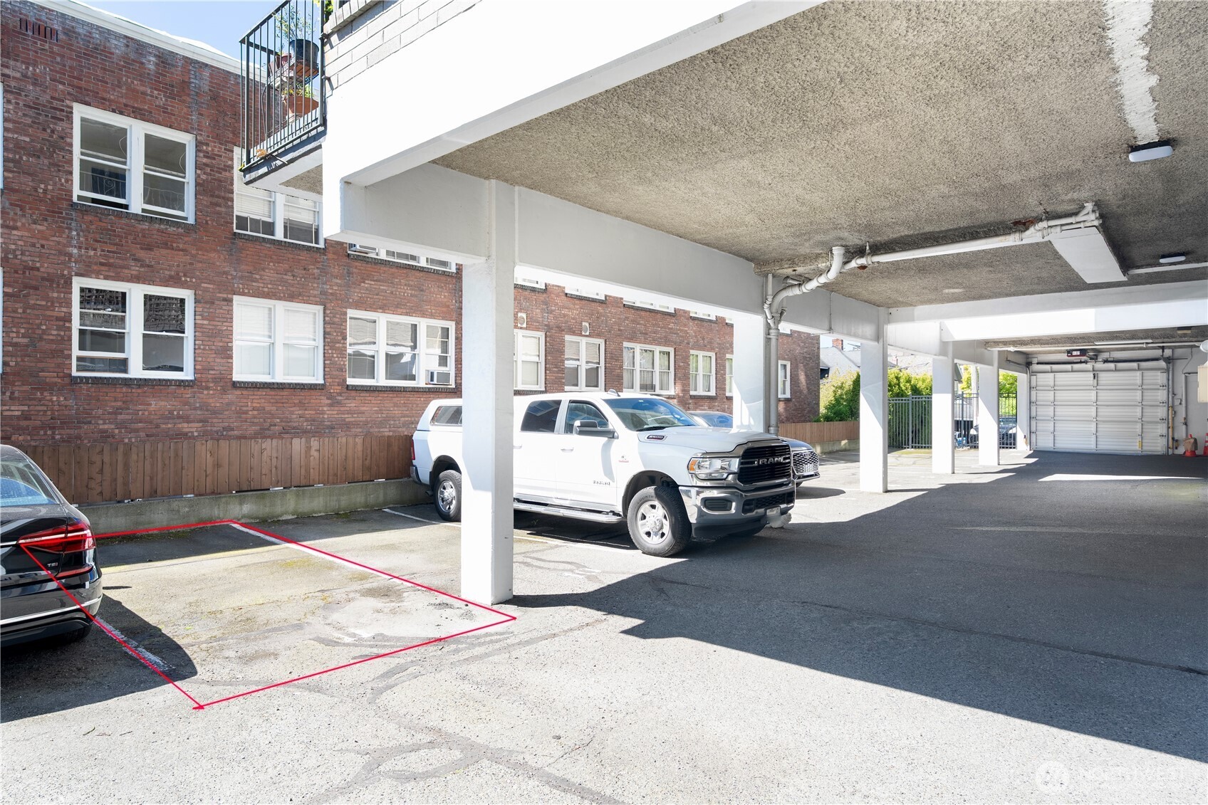 912 3rd Avenue W Unit: 303