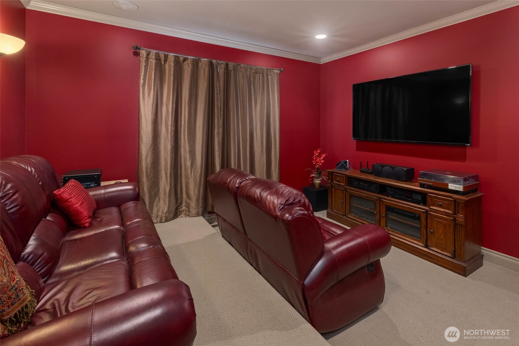 2527 Bretland Road