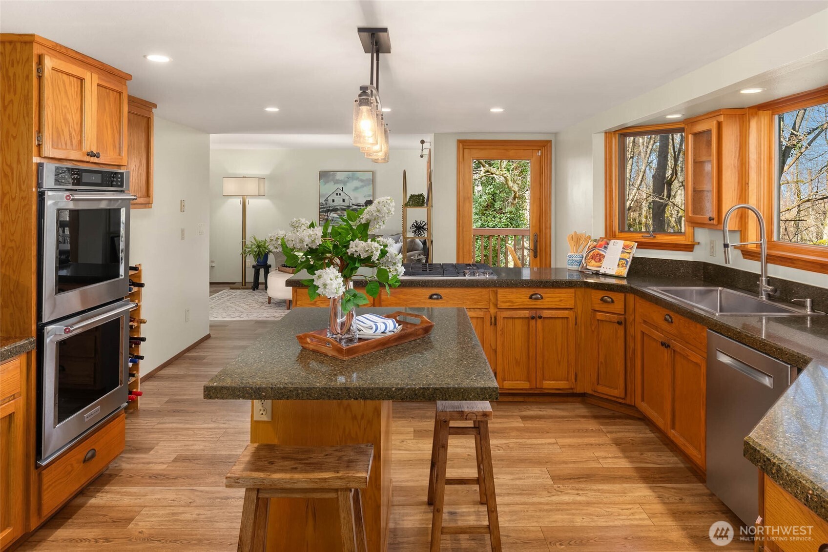 11925 Maplewood Avenue