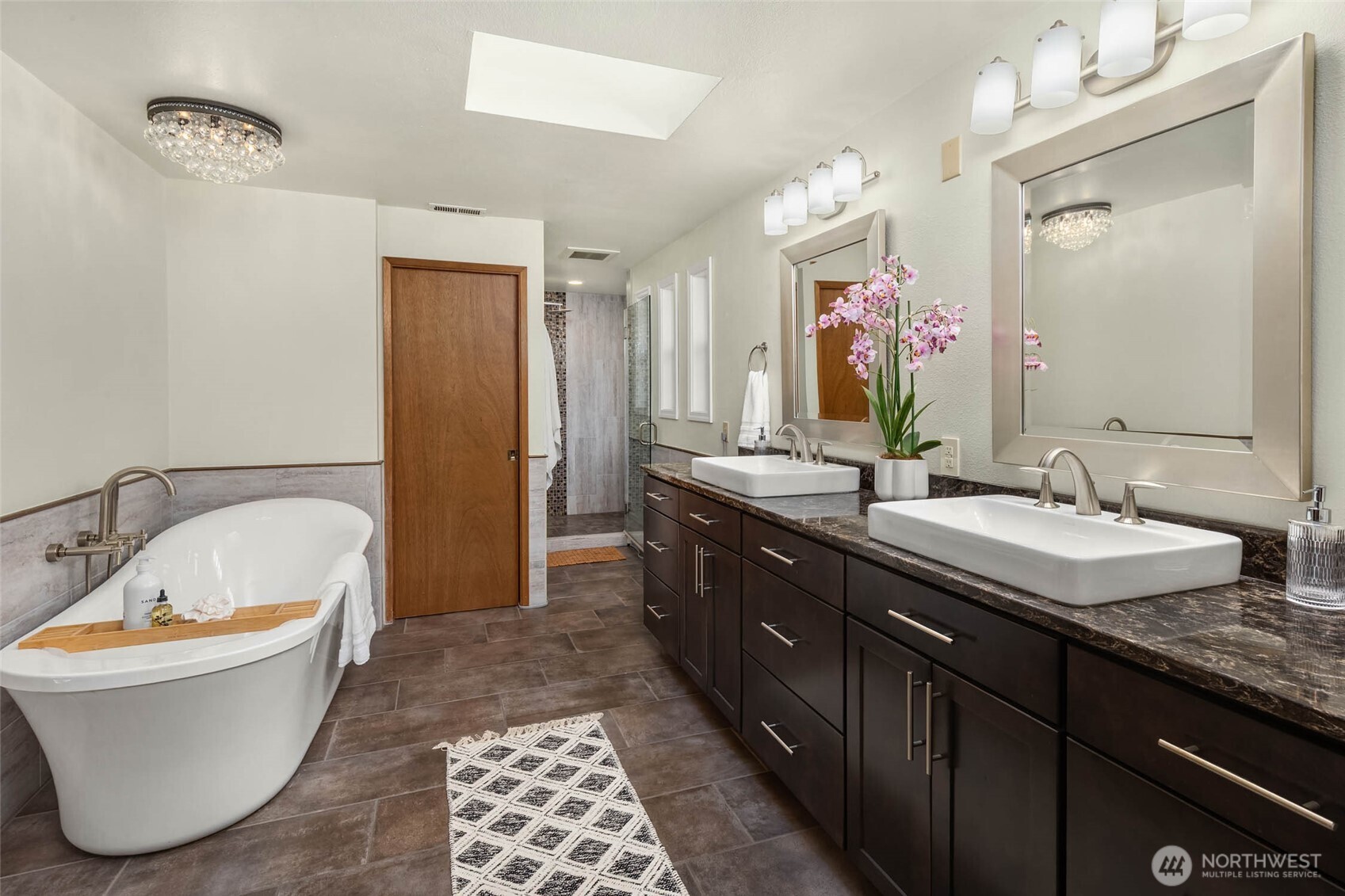 11925 Maplewood Avenue