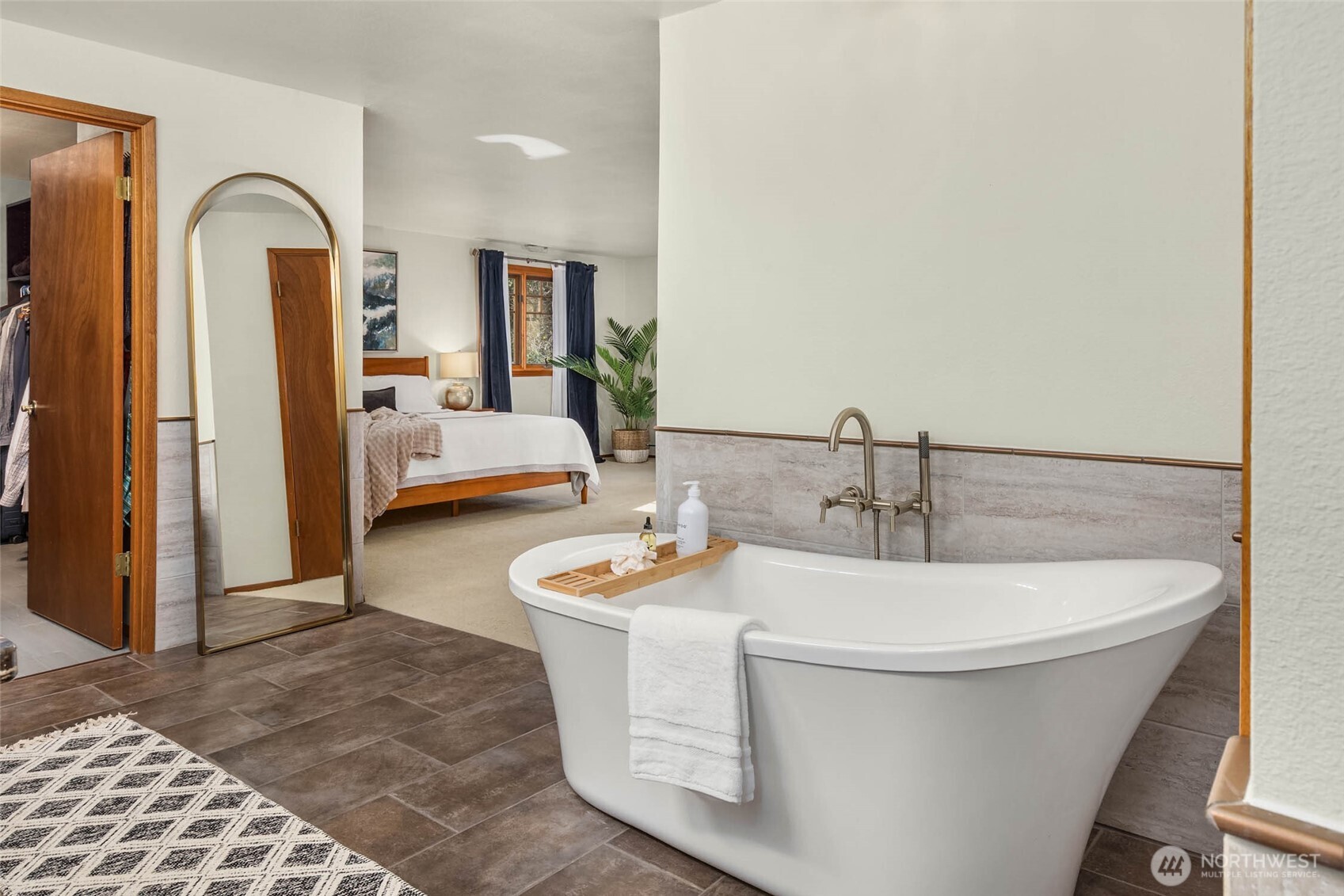 11925 Maplewood Avenue