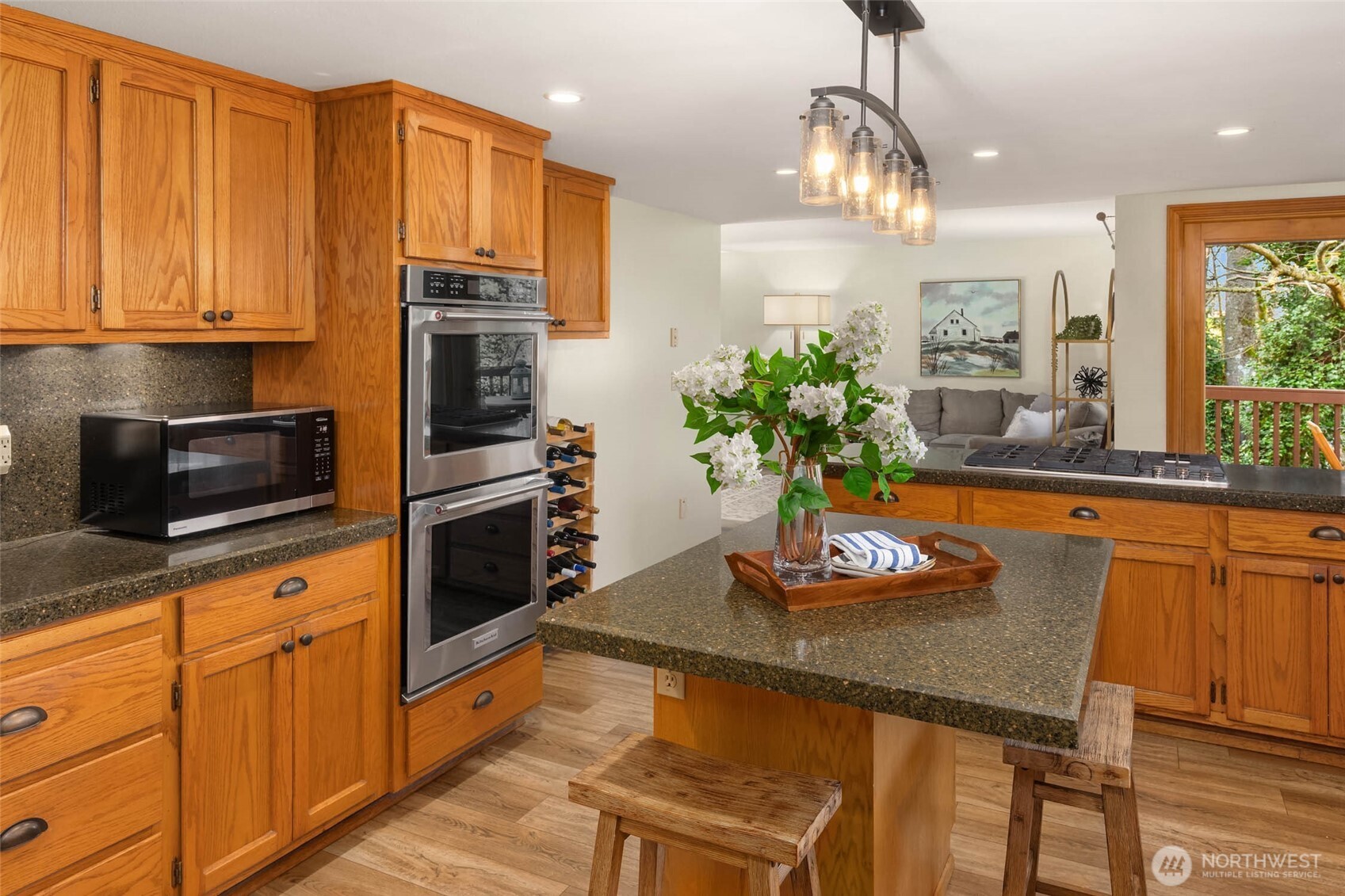 11925 Maplewood Avenue