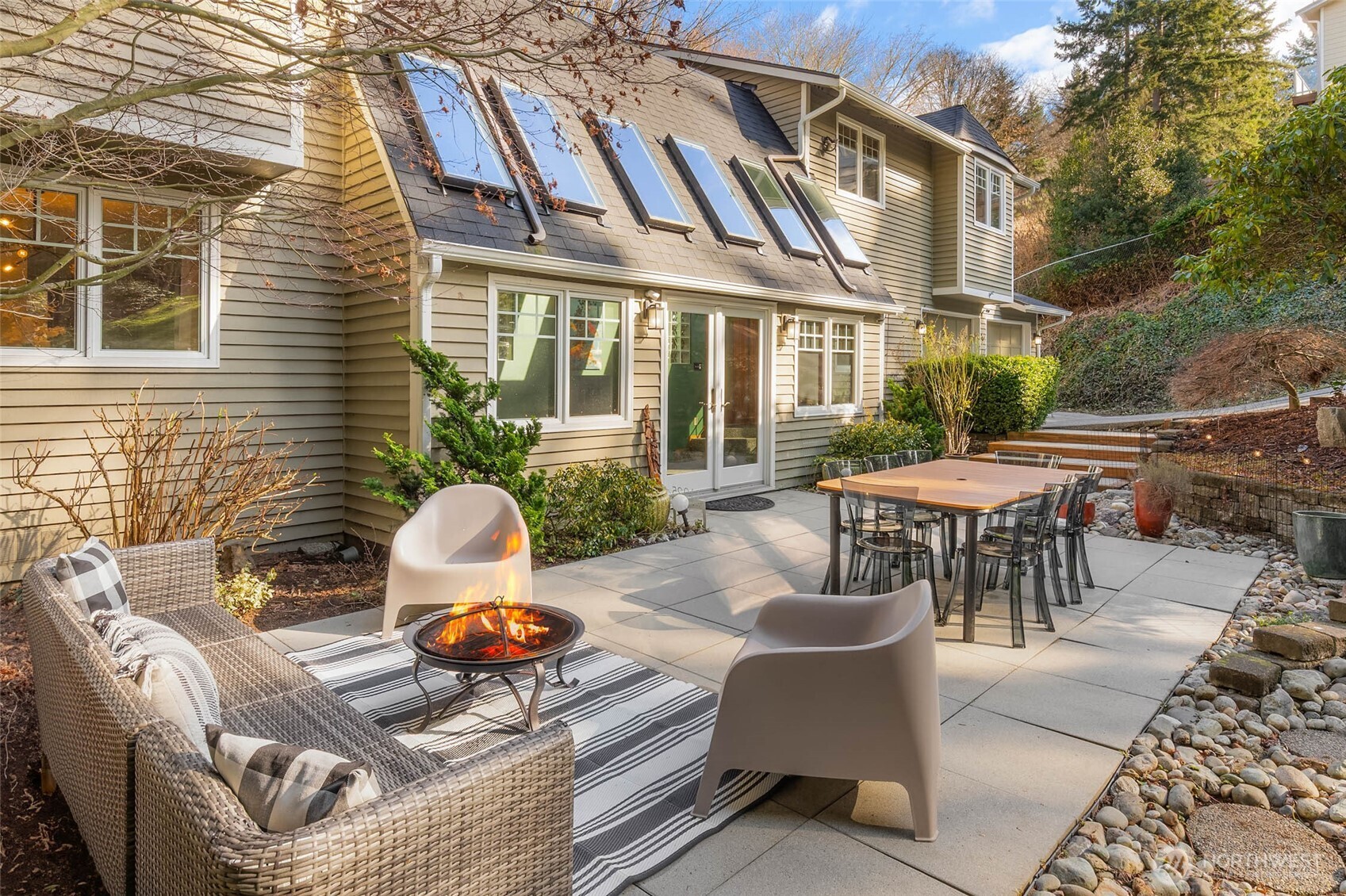 11925 Maplewood Avenue