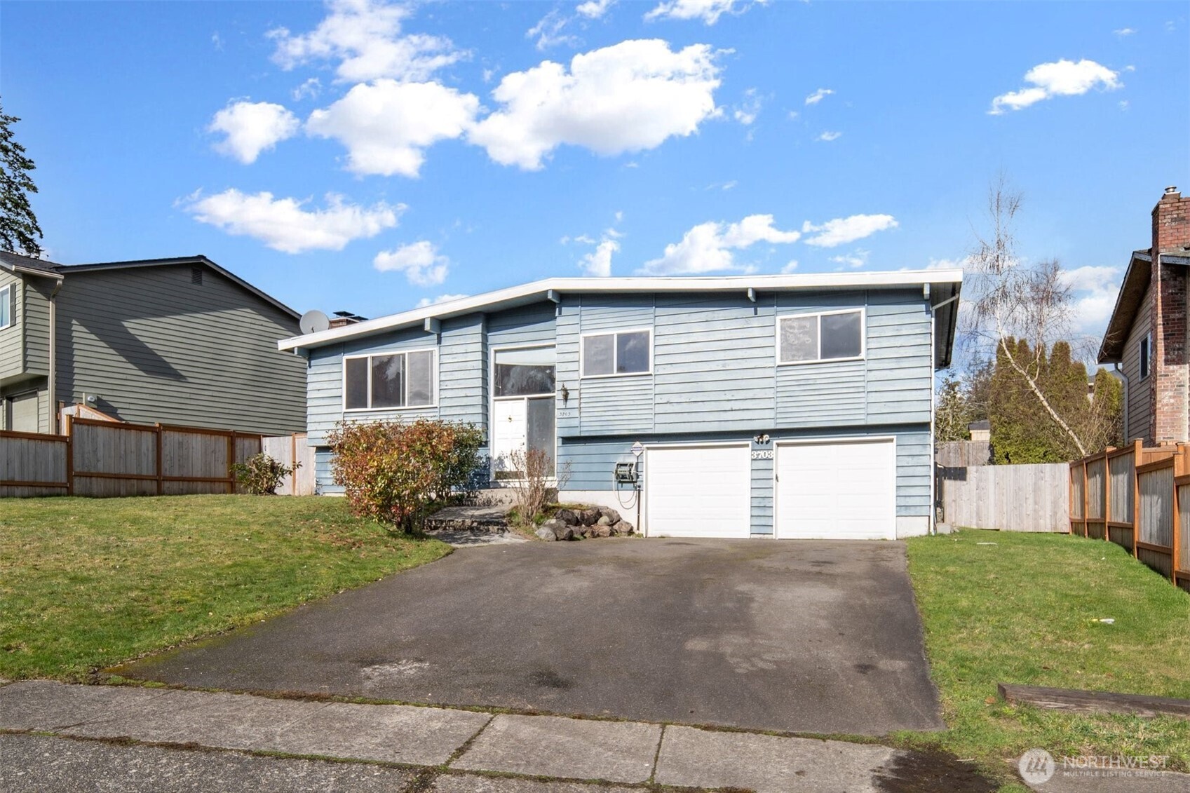 3703 SW 191st Place SW