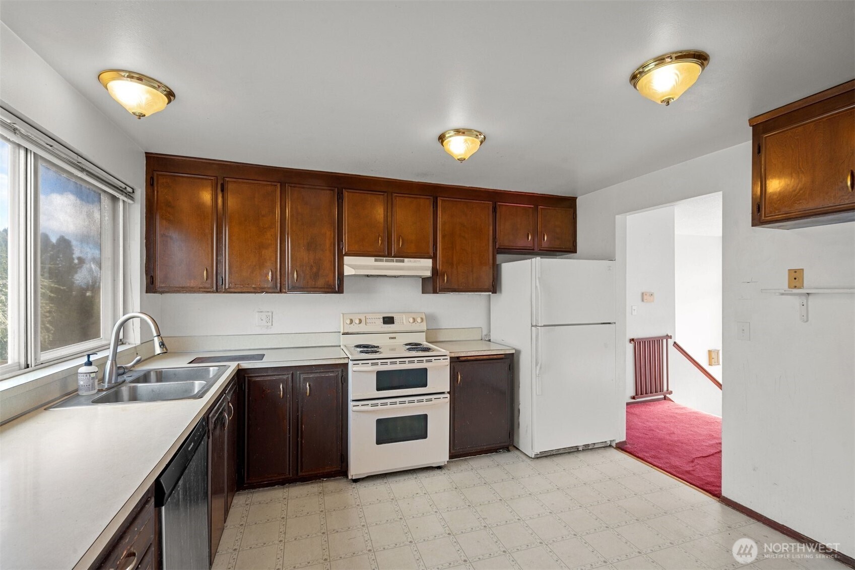 3703 SW 191st Place SW