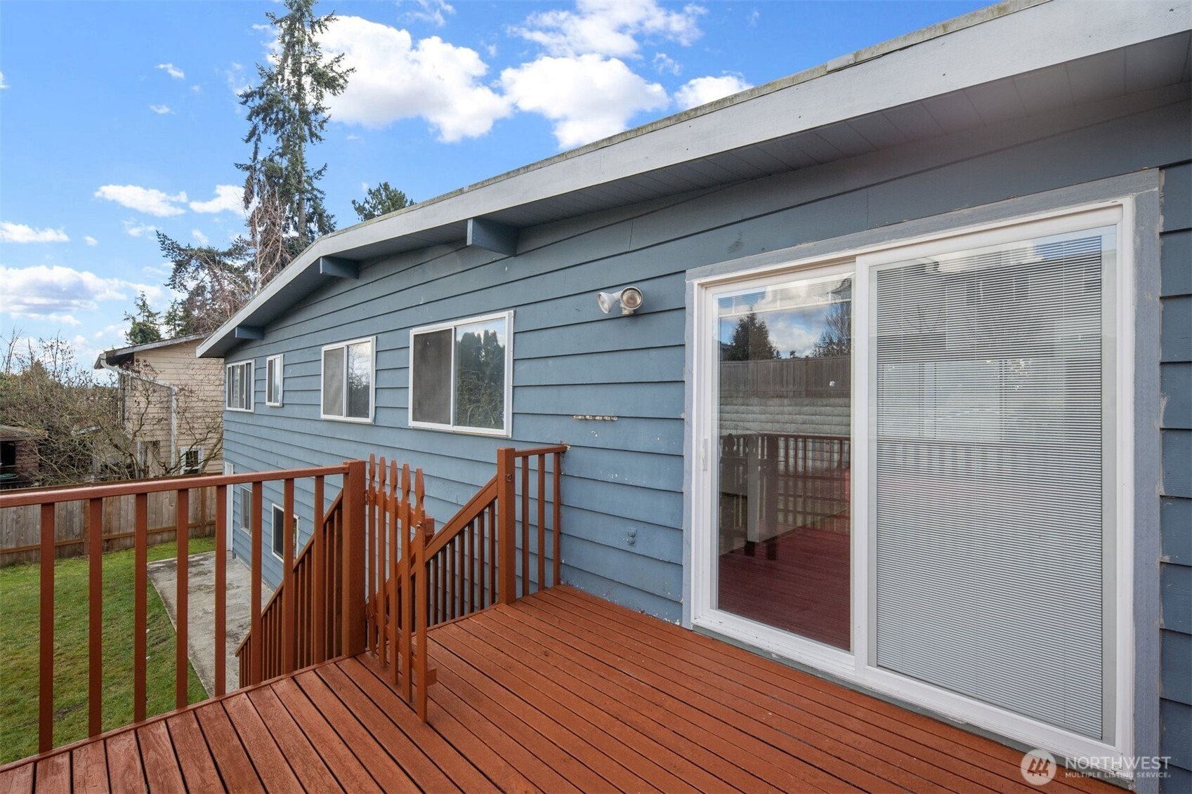 3703 SW 191st Place SW