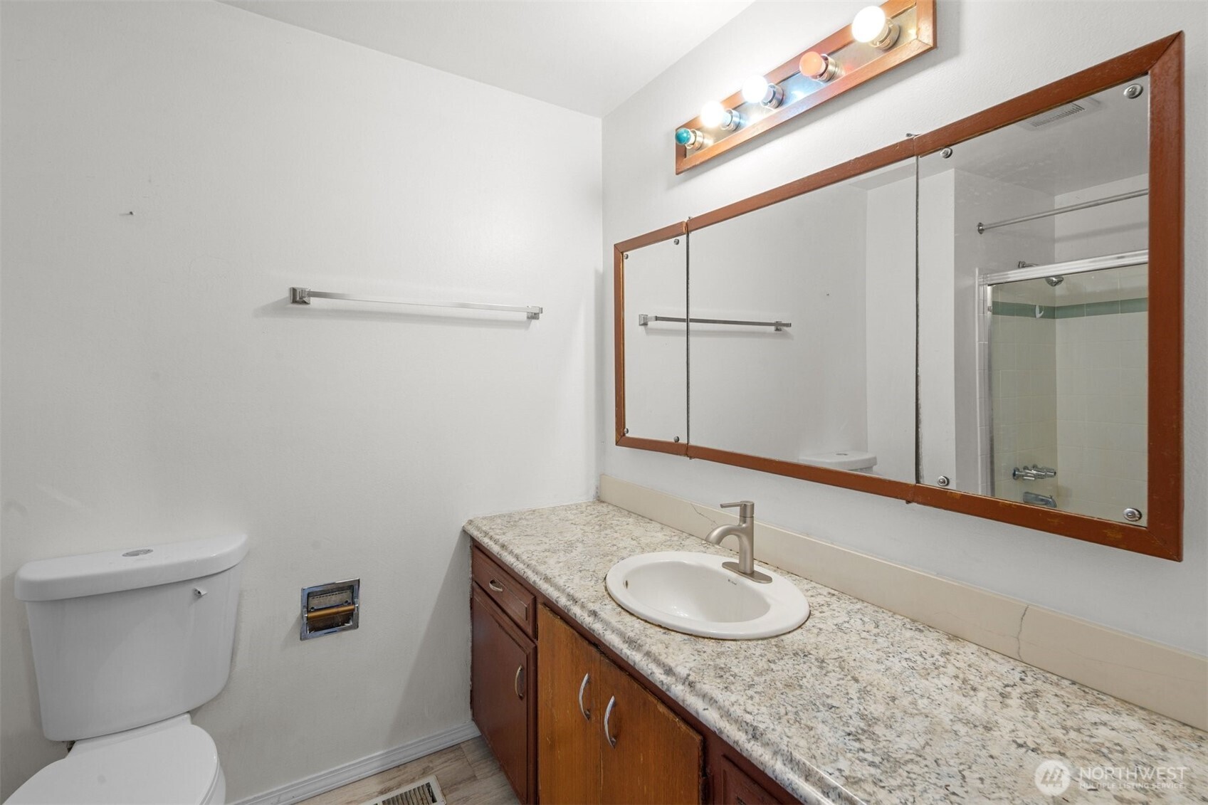 3703 SW 191st Place SW