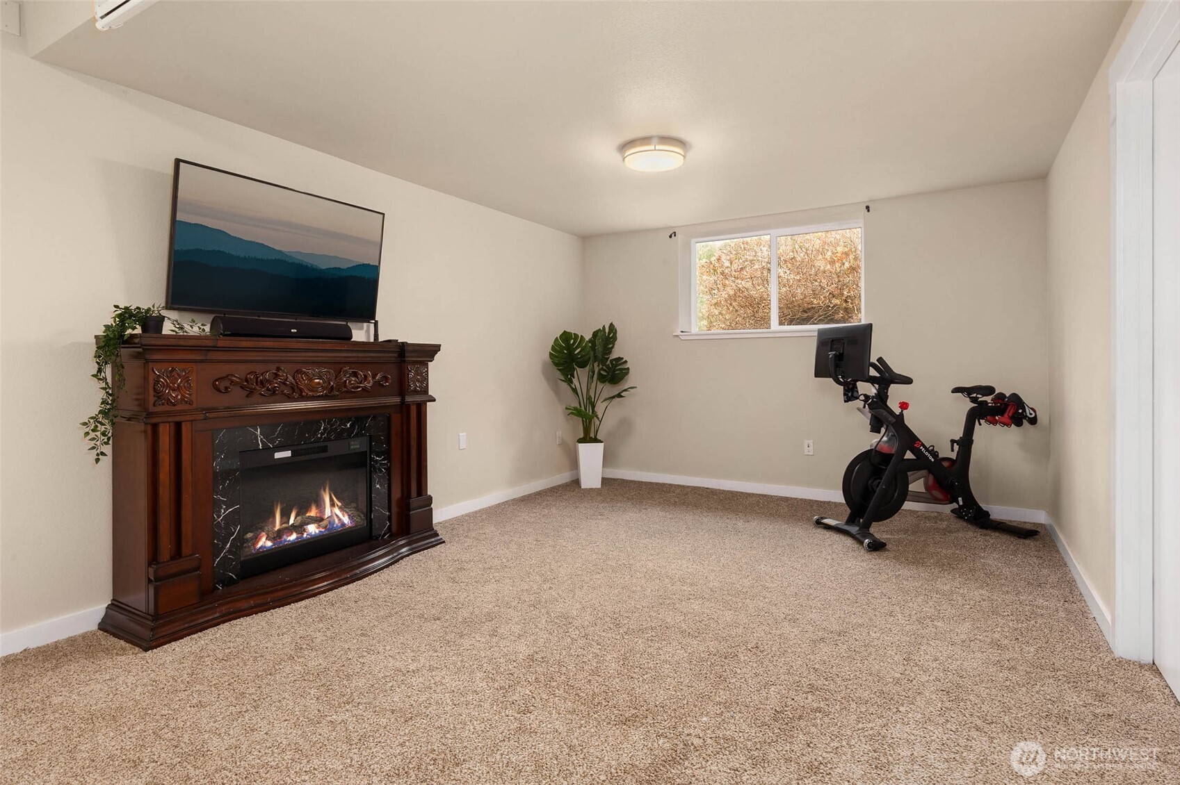 3017 SE Camano Drive