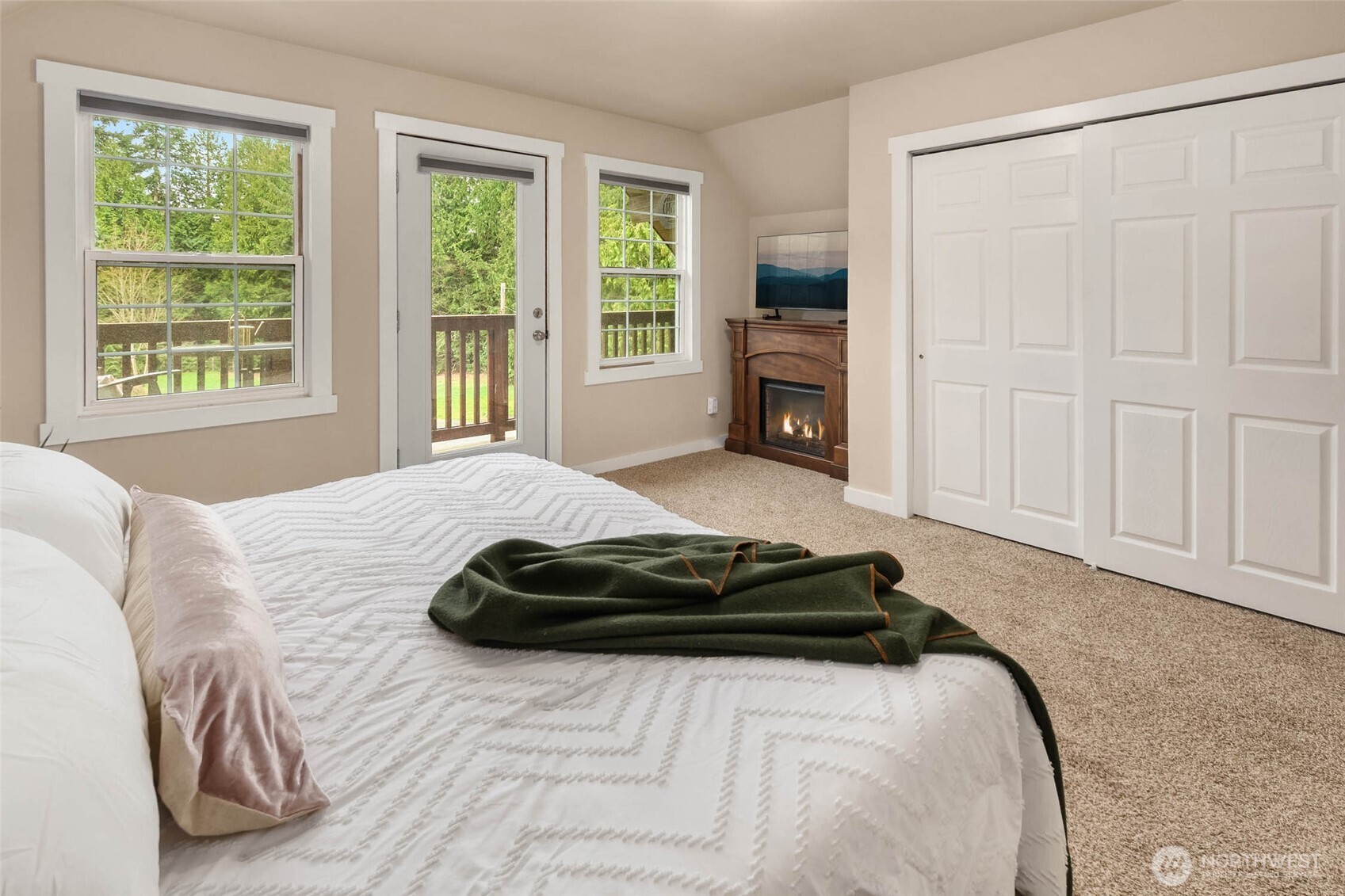 3017 SE Camano Drive