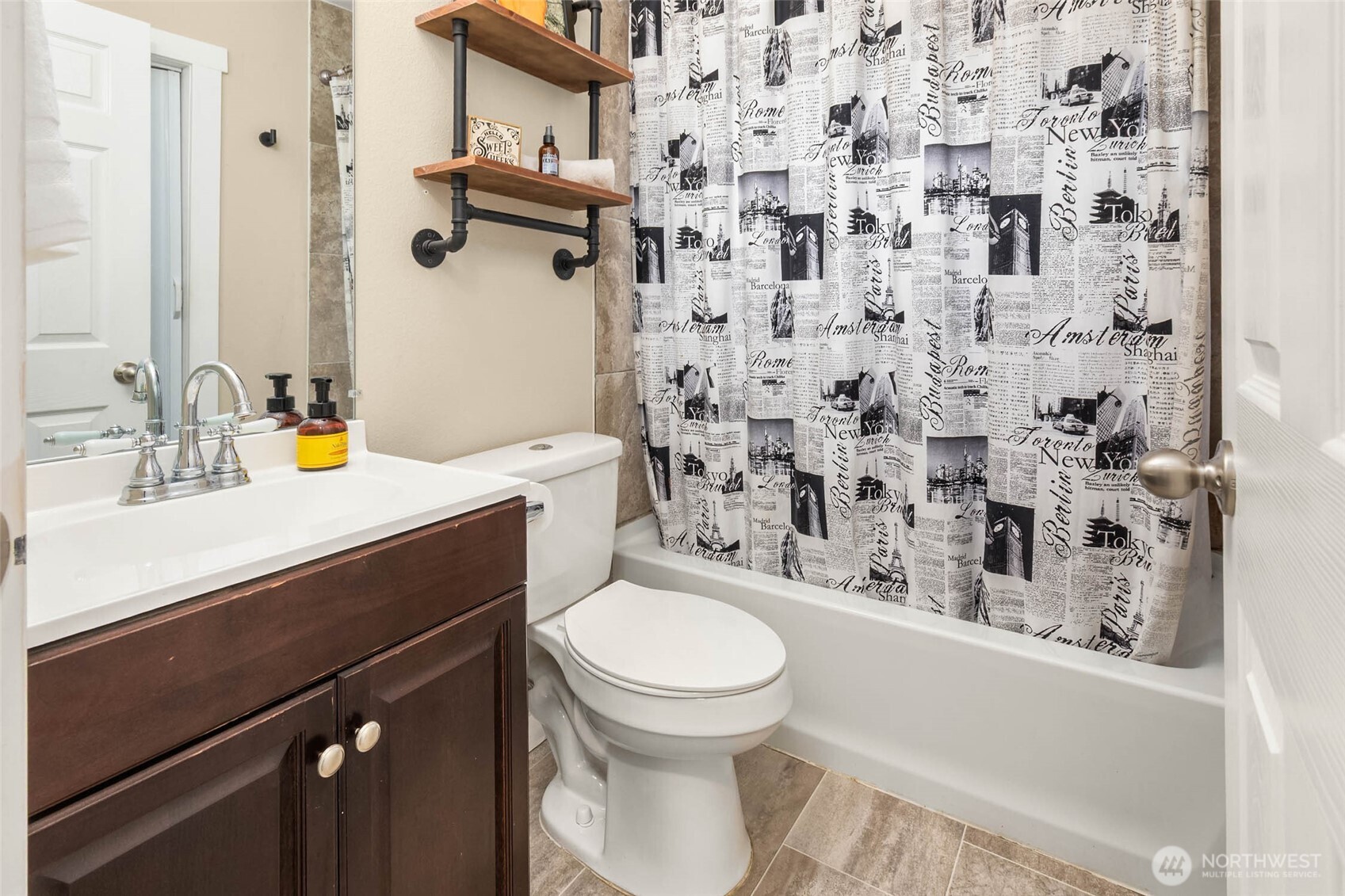 3017 SE Camano Drive