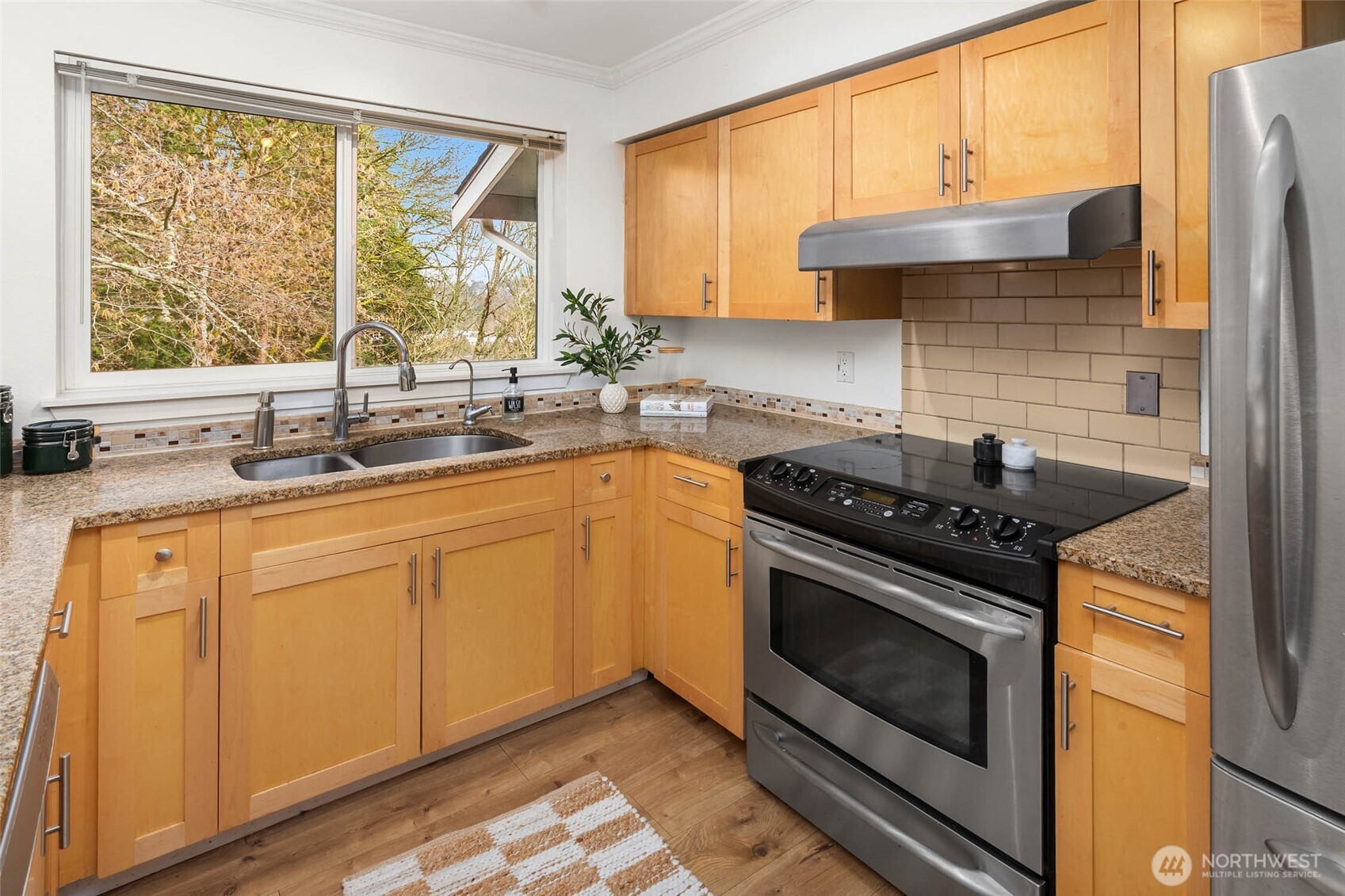 12006 NE 204th Place Unit: 302