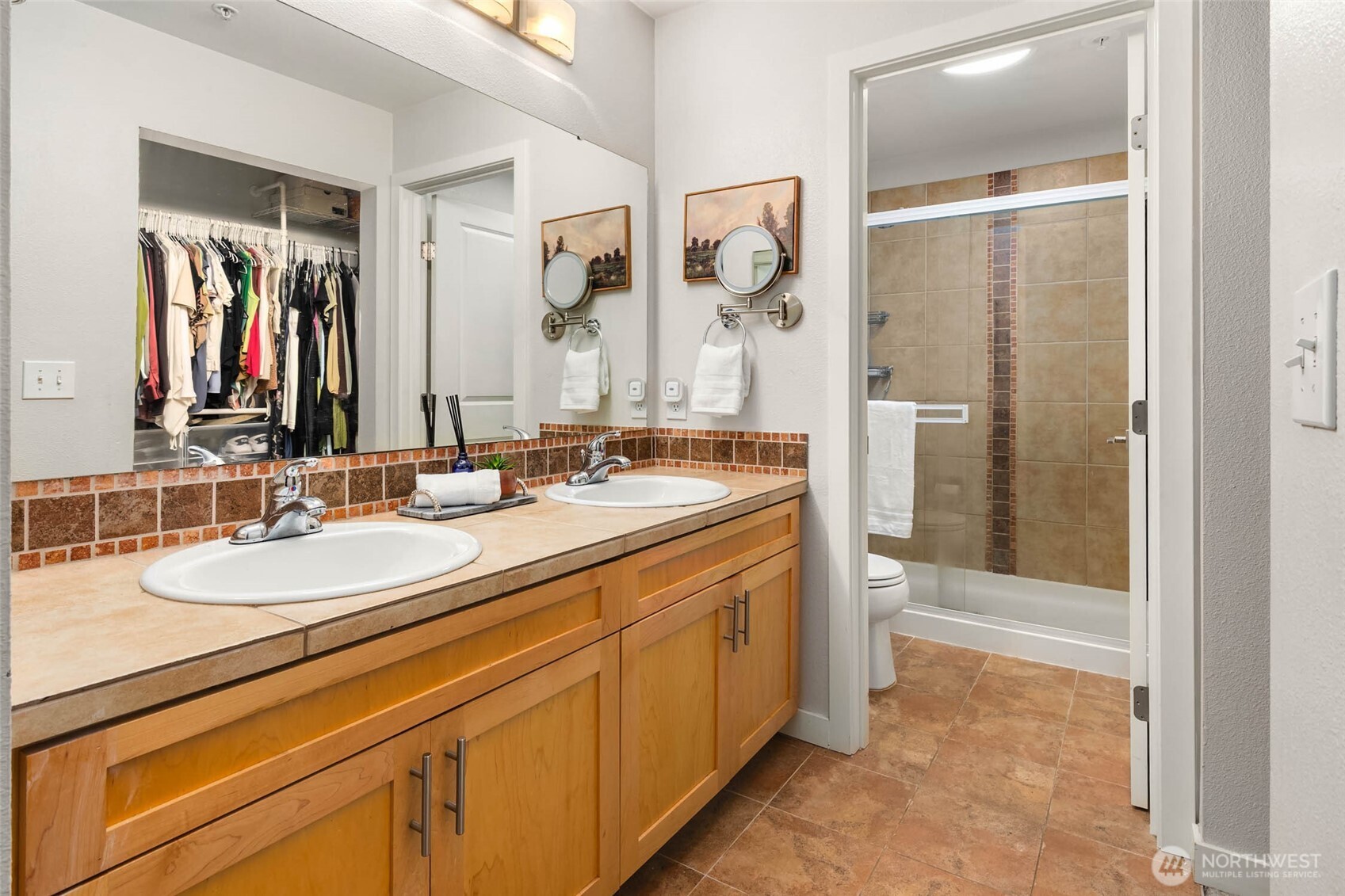 12006 NE 204th Place Unit: 302