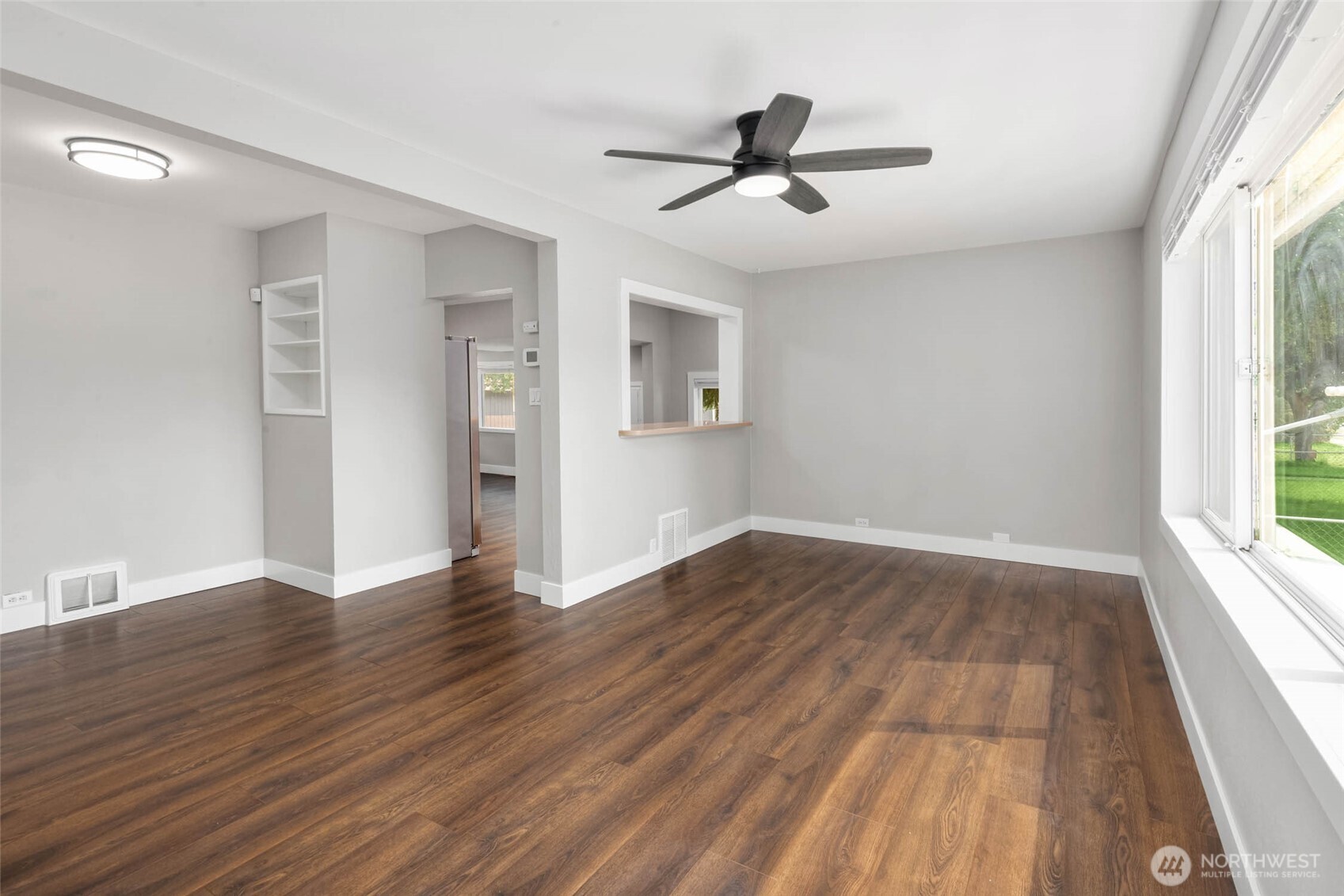 403 E 3rd Street