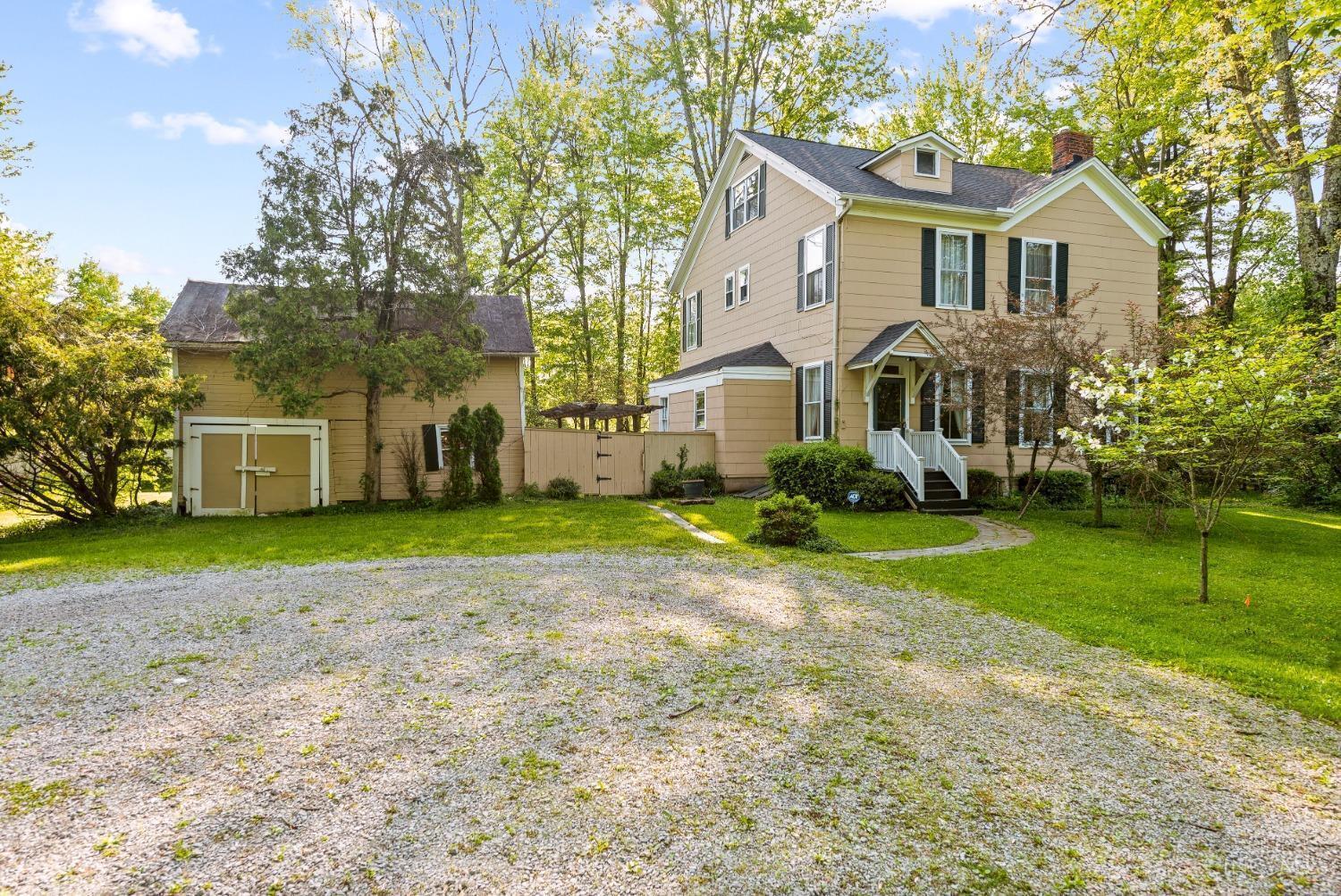 1630 Woodville Pike
