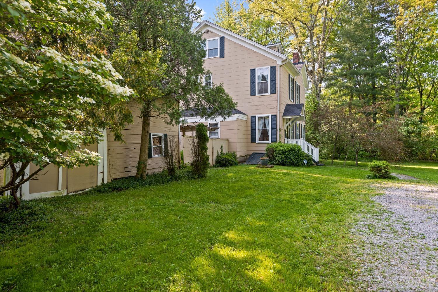 1630 Woodville Pike